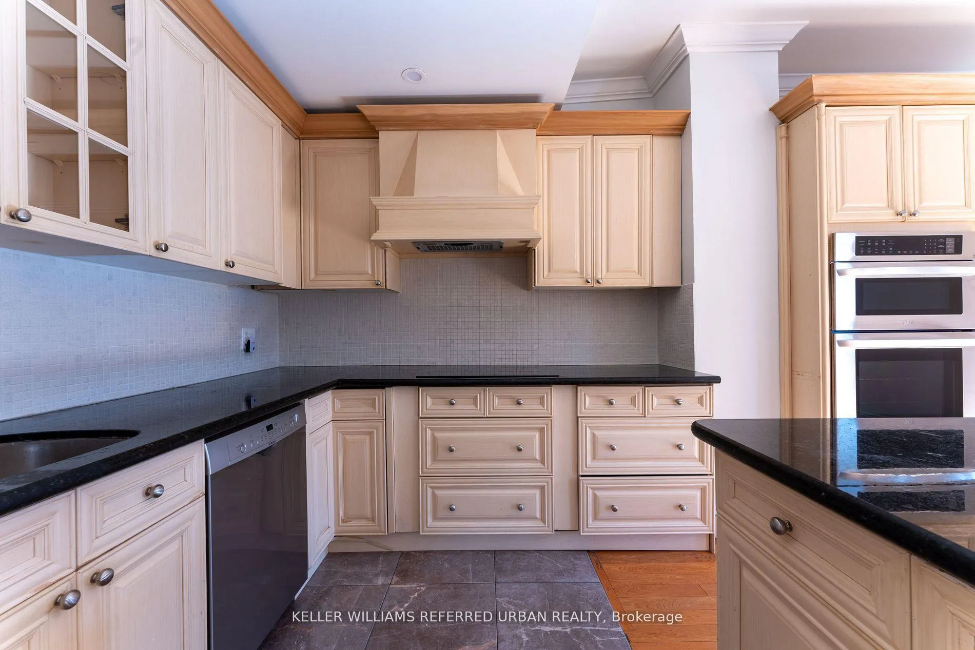 Photo 8 of Unit Upper, 177 Strachan Avenue, Toronto, Niagara — HOMEH