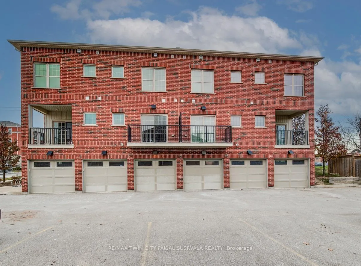 Photo 3 of Unit 5, 275 Max Becker Drive, Kitchener — HOMEH