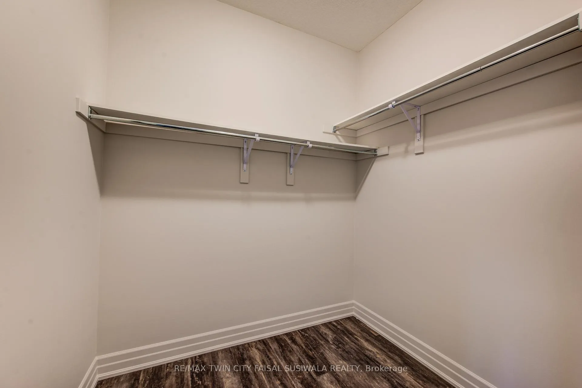 Photo 11 of Unit 5, 275 Max Becker Drive, Kitchener — HOMEH