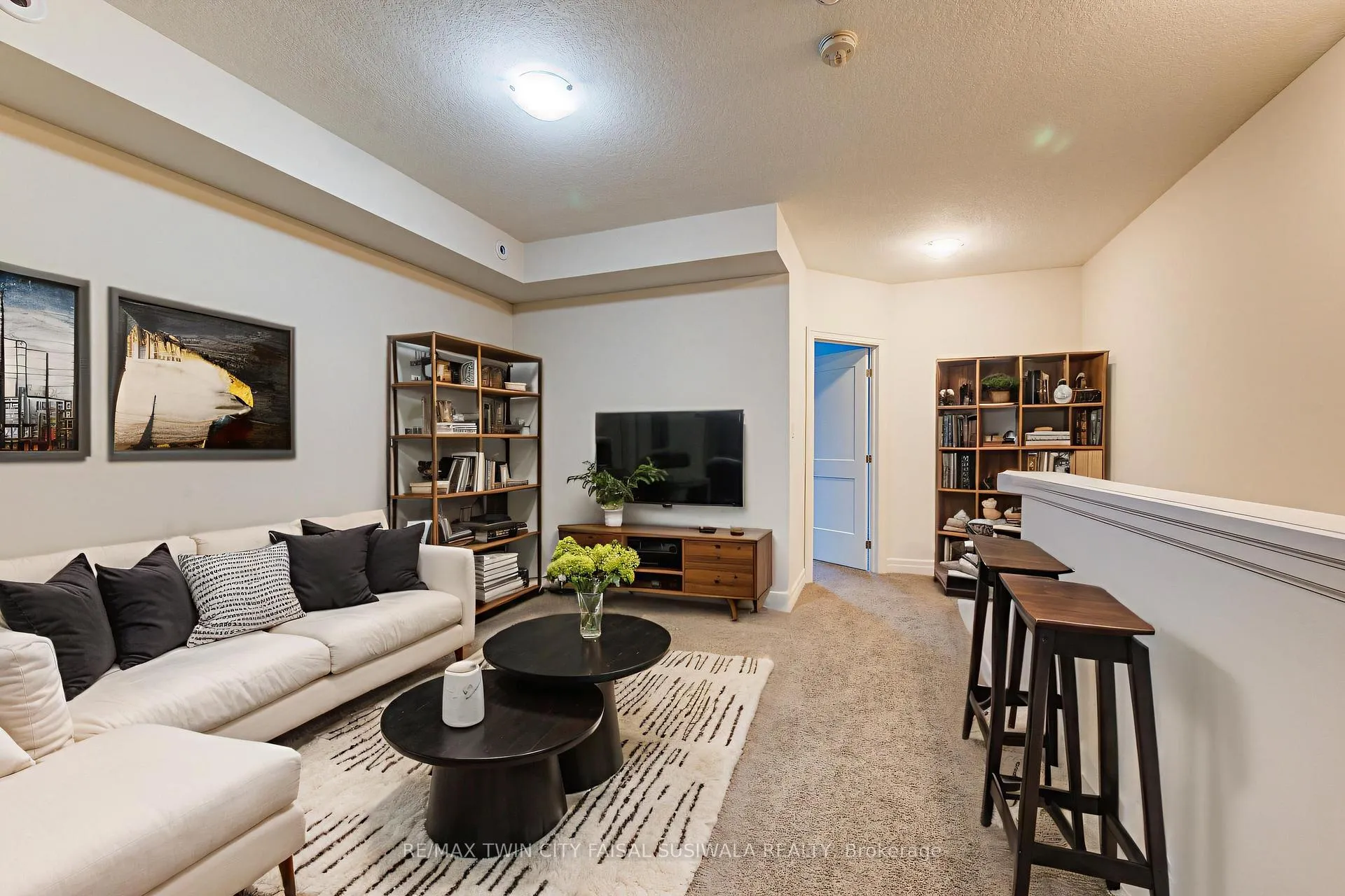 Photo 15 of Unit 5, 275 Max Becker Drive, Kitchener — HOMEH