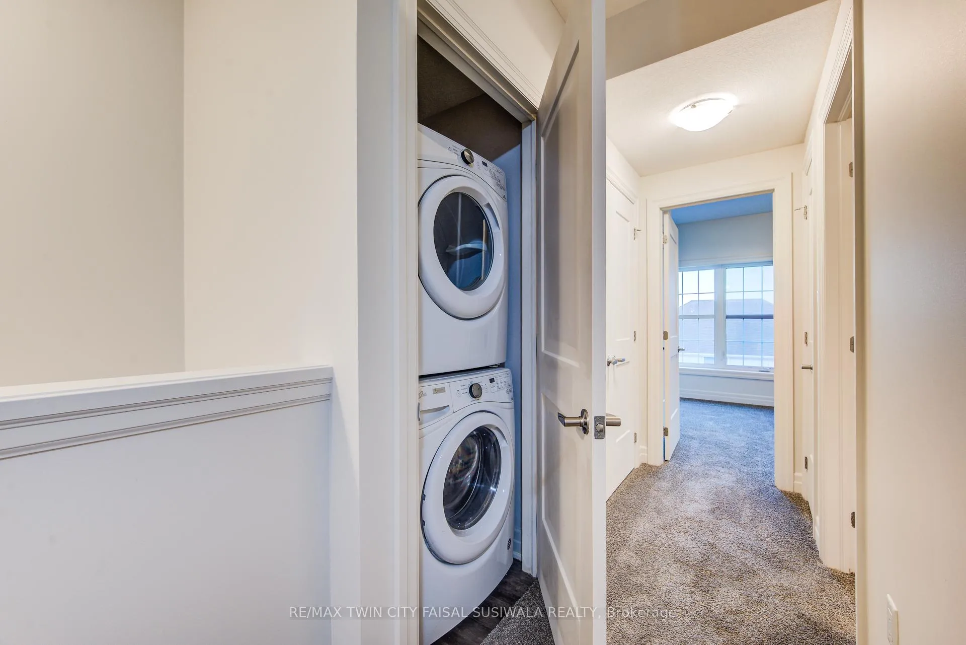 Photo 18 of Unit 5, 275 Max Becker Drive, Kitchener — HOMEH