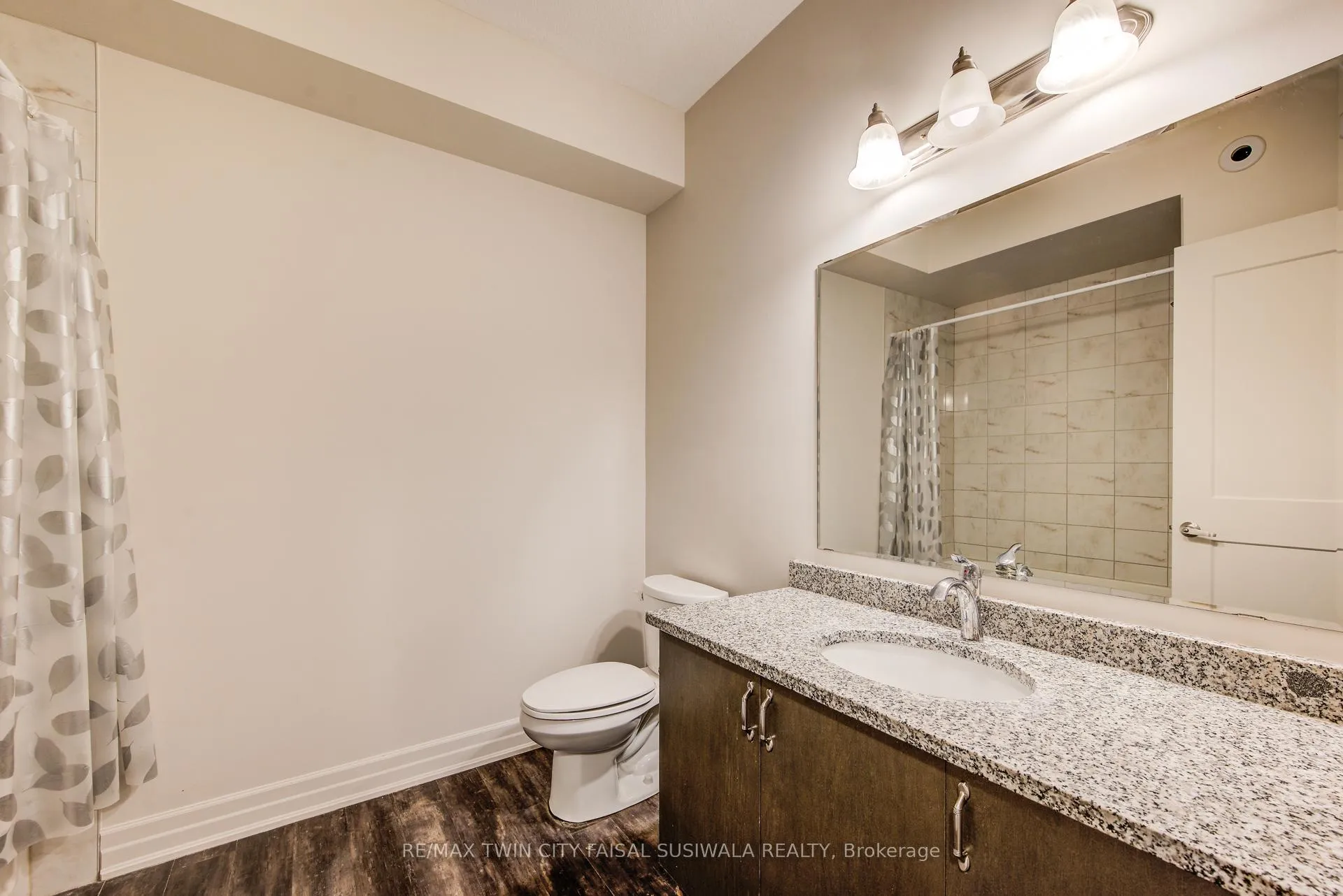 Photo 20 of Unit 5, 275 Max Becker Drive, Kitchener — HOMEH