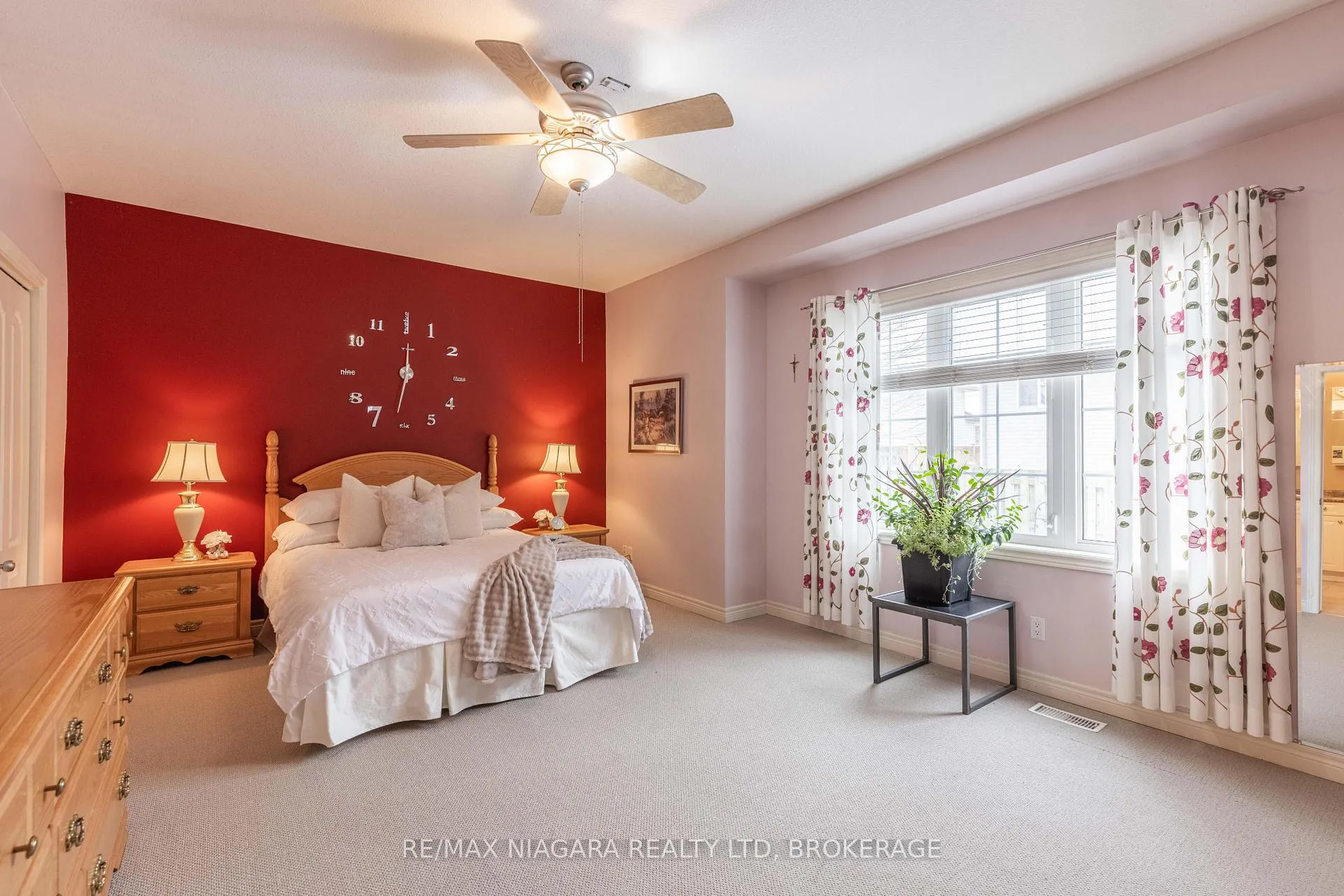 Photo 12 of Unit 7, 8142 Costabile Drive, Niagara Falls, Ascot — HOMEH