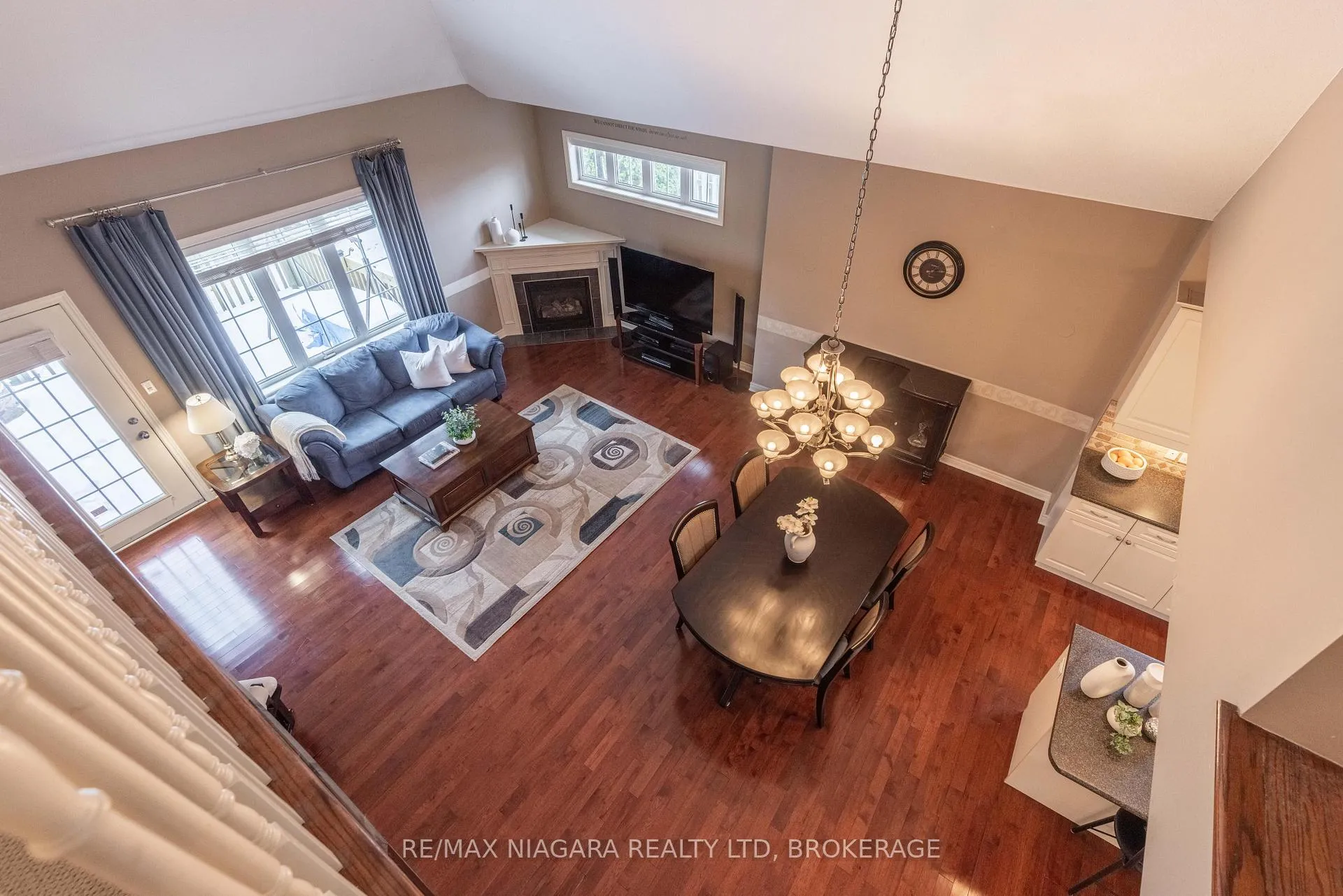 Photo 19 of Unit 7, 8142 Costabile Drive, Niagara Falls, Ascot — HOMEH