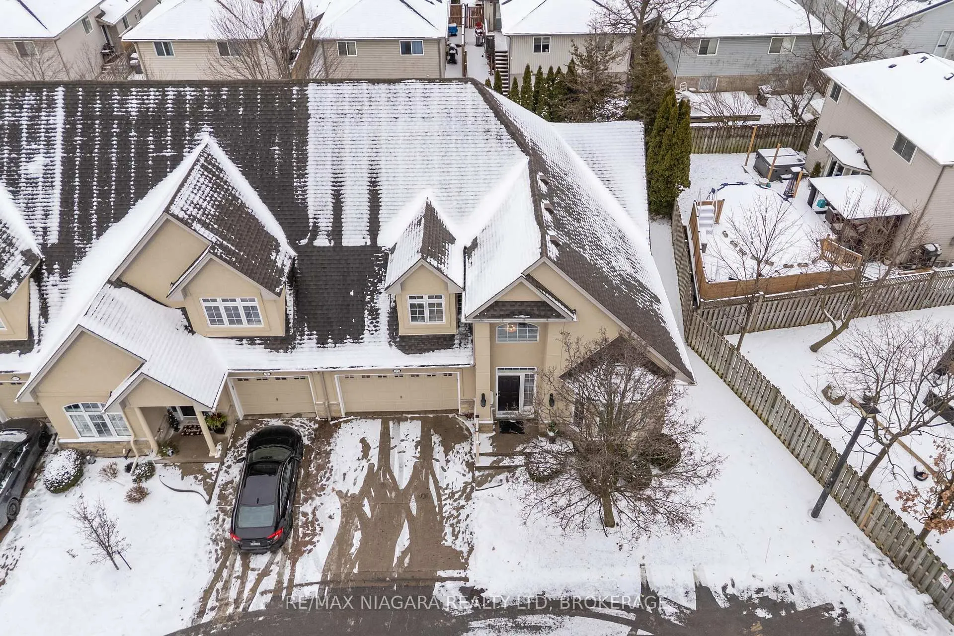 Photo 35 of Unit 7, 8142 Costabile Drive, Niagara Falls, Ascot — HOMEH