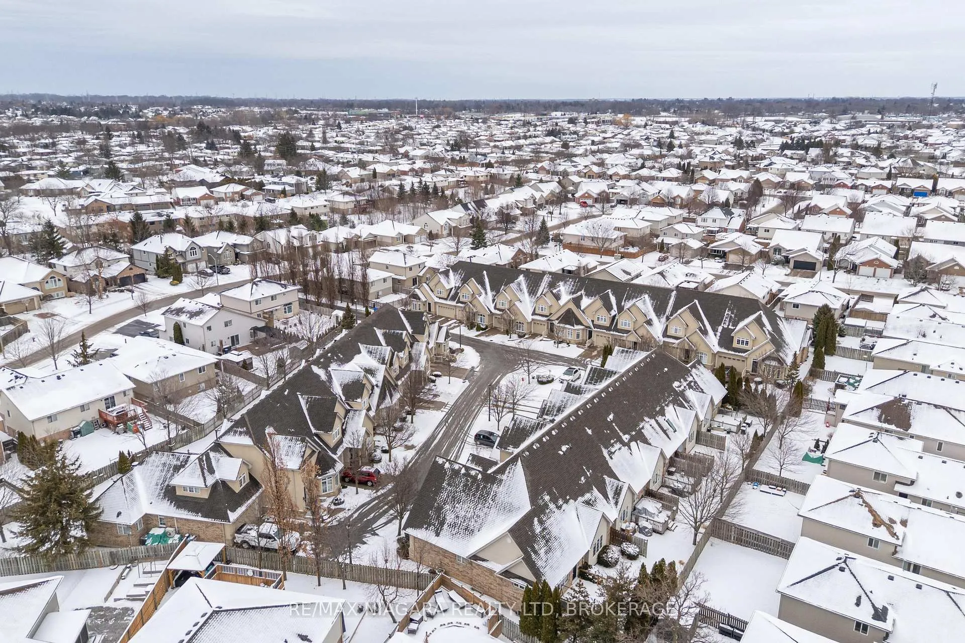 Photo 38 of Unit 7, 8142 Costabile Drive, Niagara Falls, Ascot — HOMEH