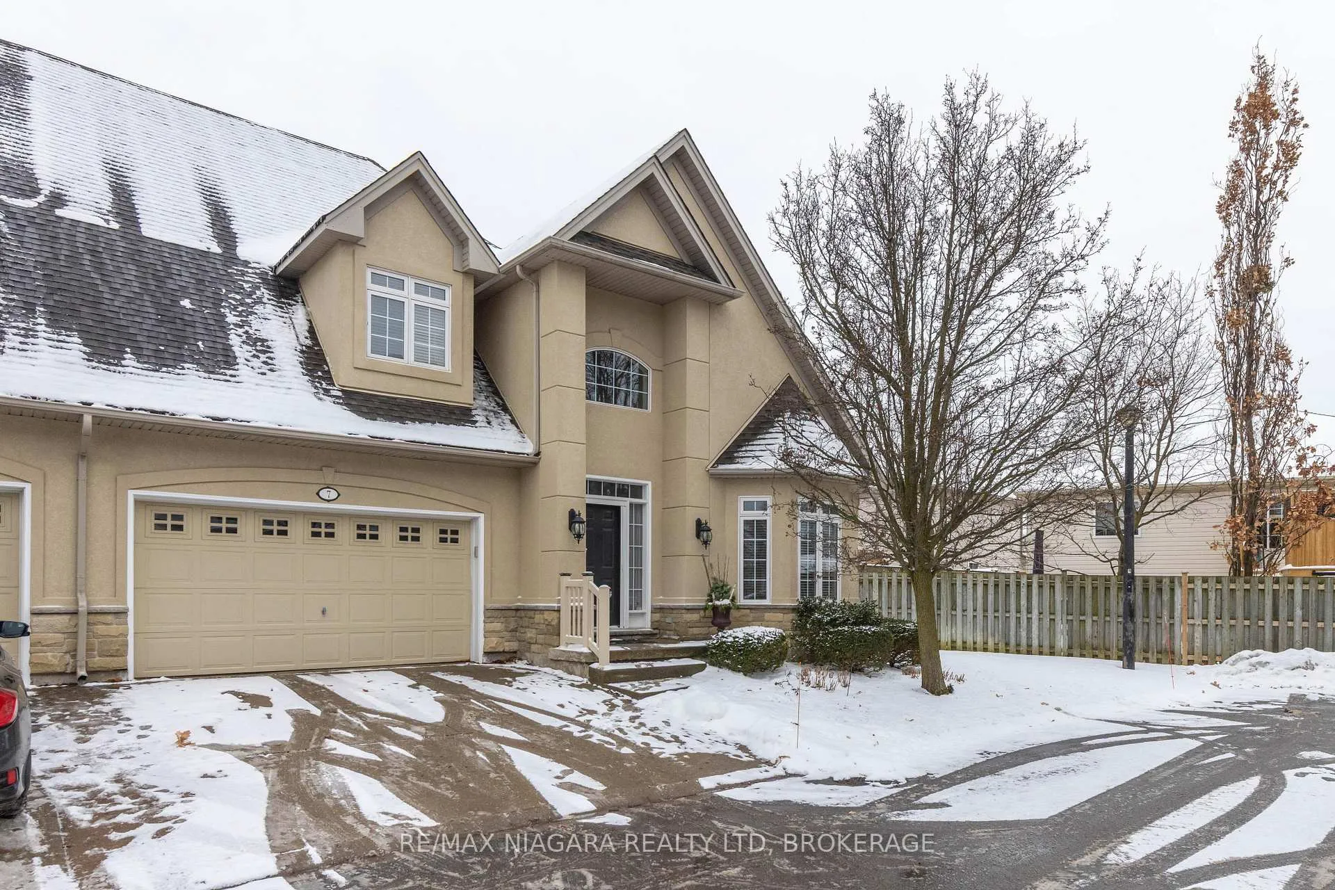 Photo 39 of Unit 7, 8142 Costabile Drive, Niagara Falls, Ascot — HOMEH