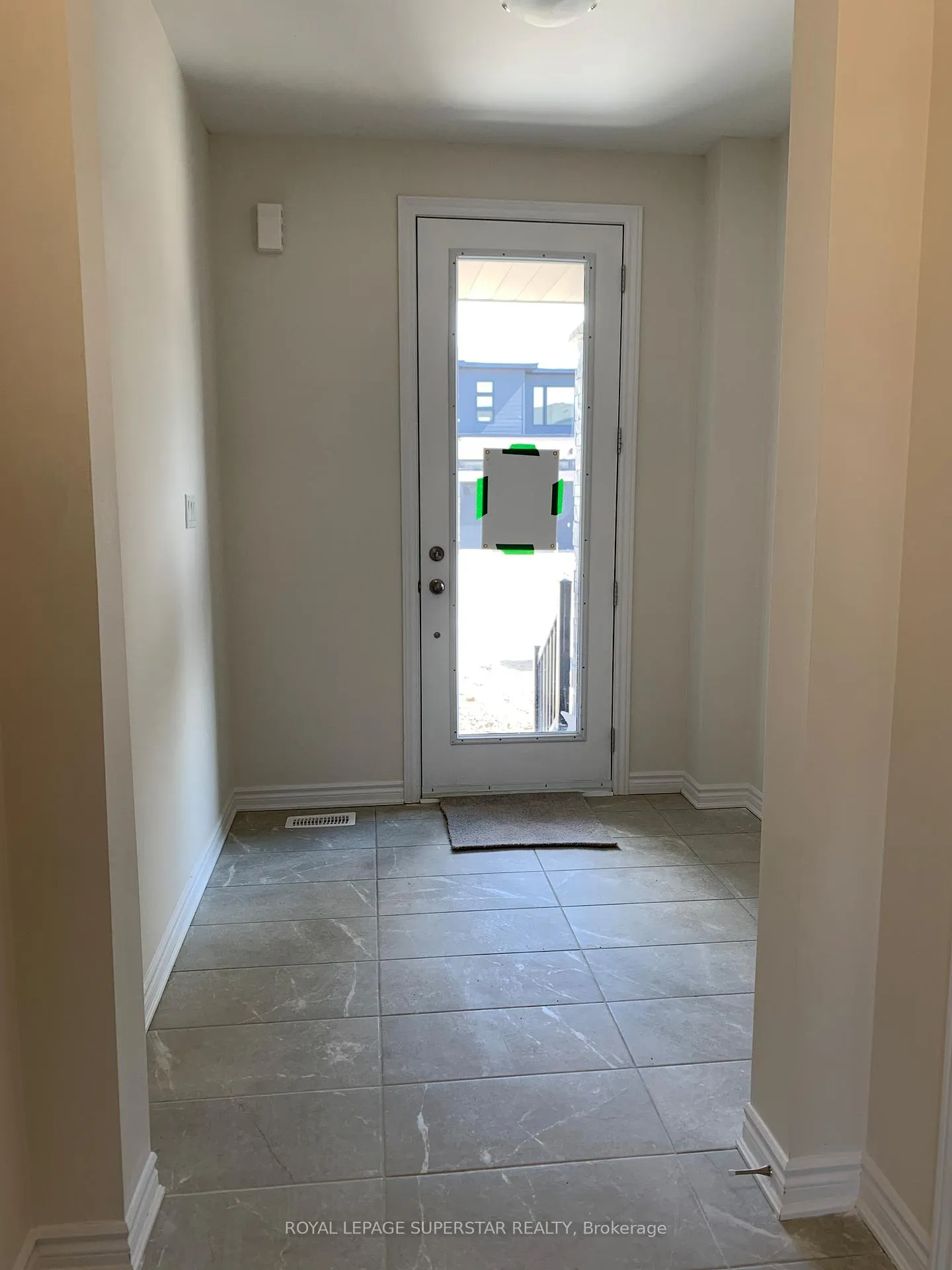 Photo 3 of 49 Eberhardt Drive, Wasaga Beach — HOMEH