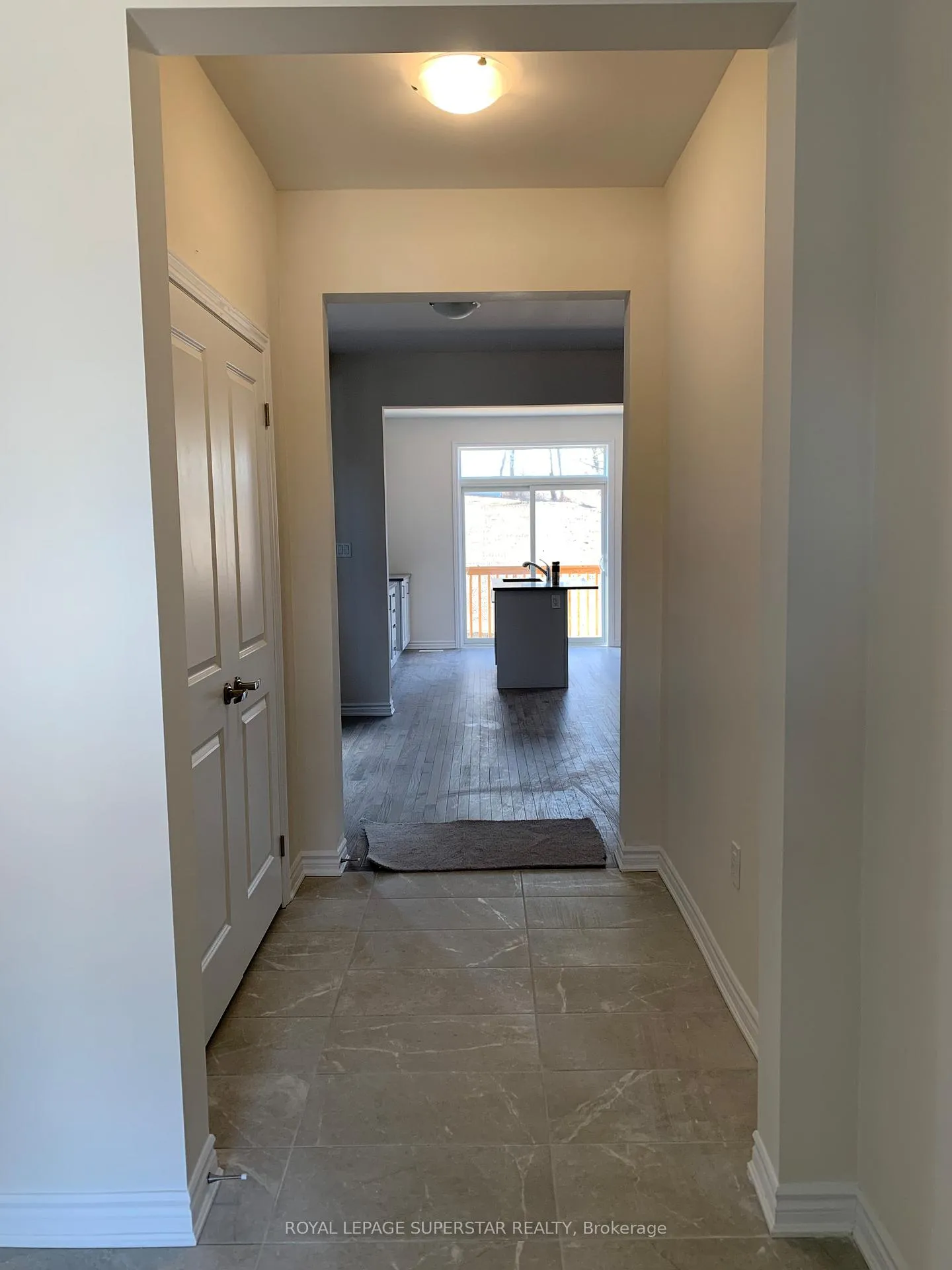 Photo 5 of 49 Eberhardt Drive, Wasaga Beach — HOMEH