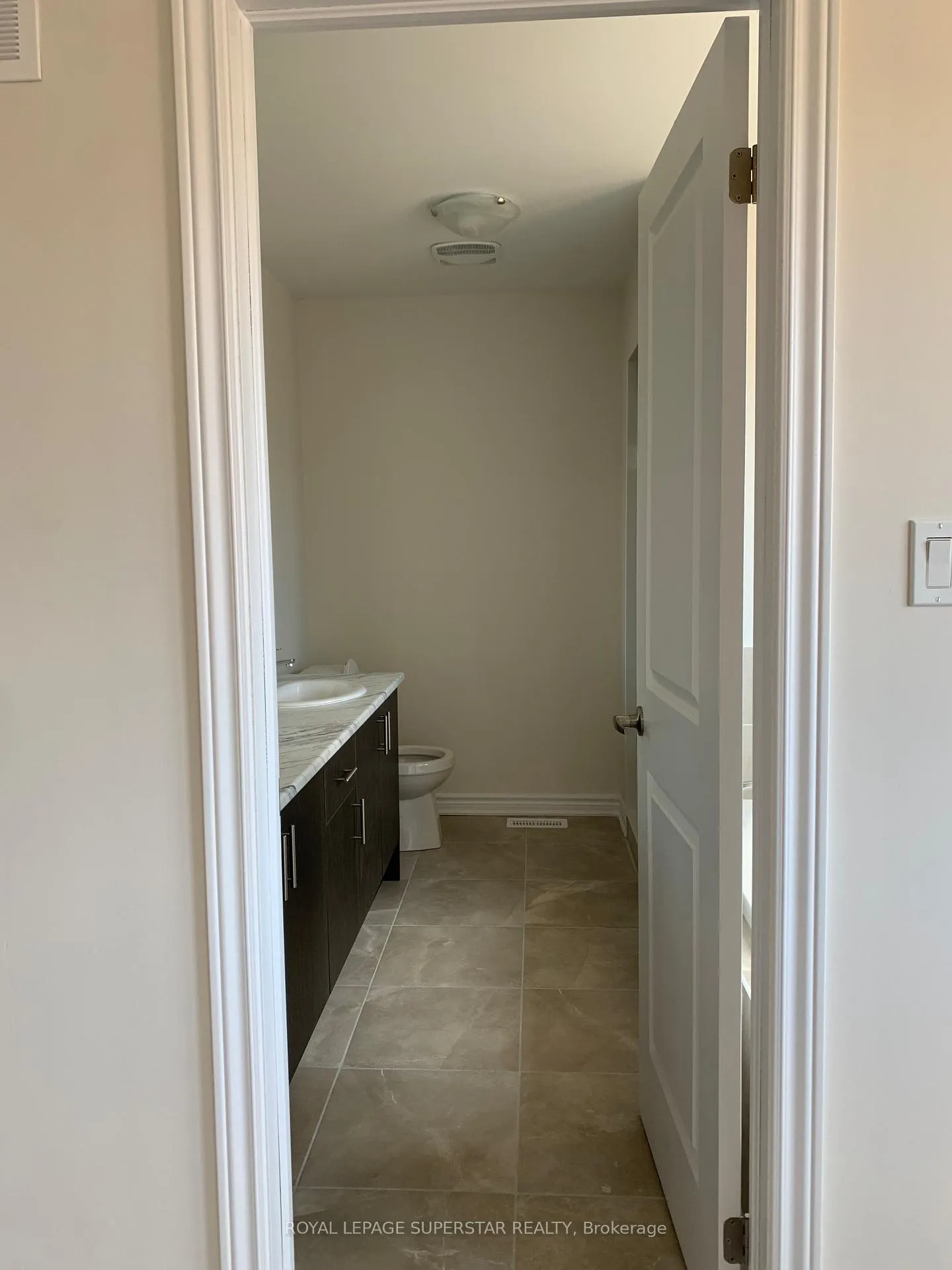 Photo 18 of 49 Eberhardt Drive, Wasaga Beach — HOMEH