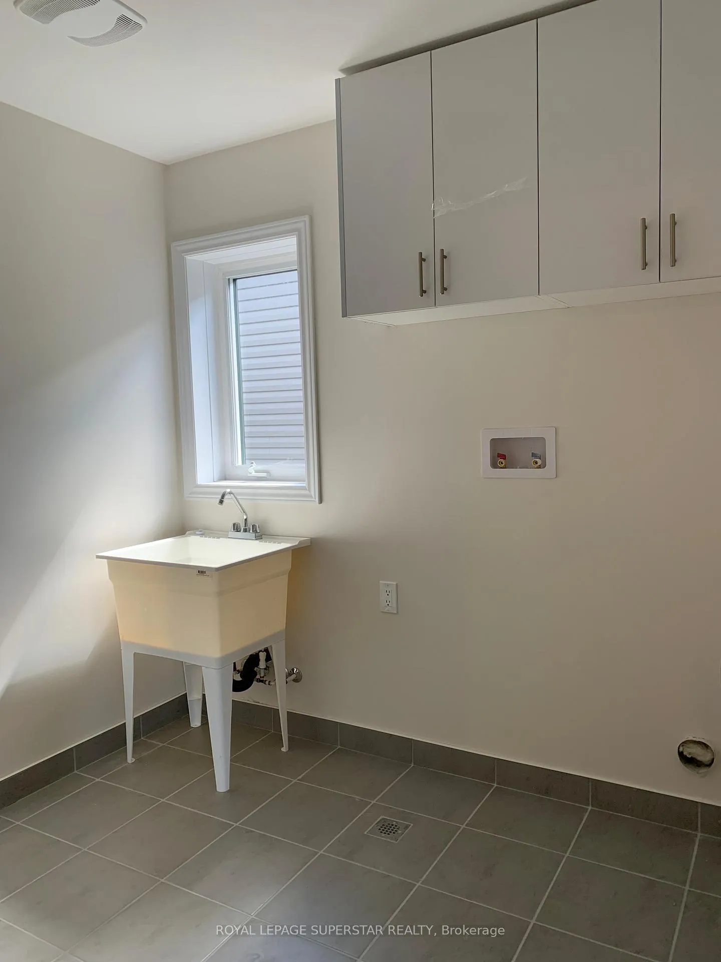 Photo 23 of 49 Eberhardt Drive, Wasaga Beach — HOMEH