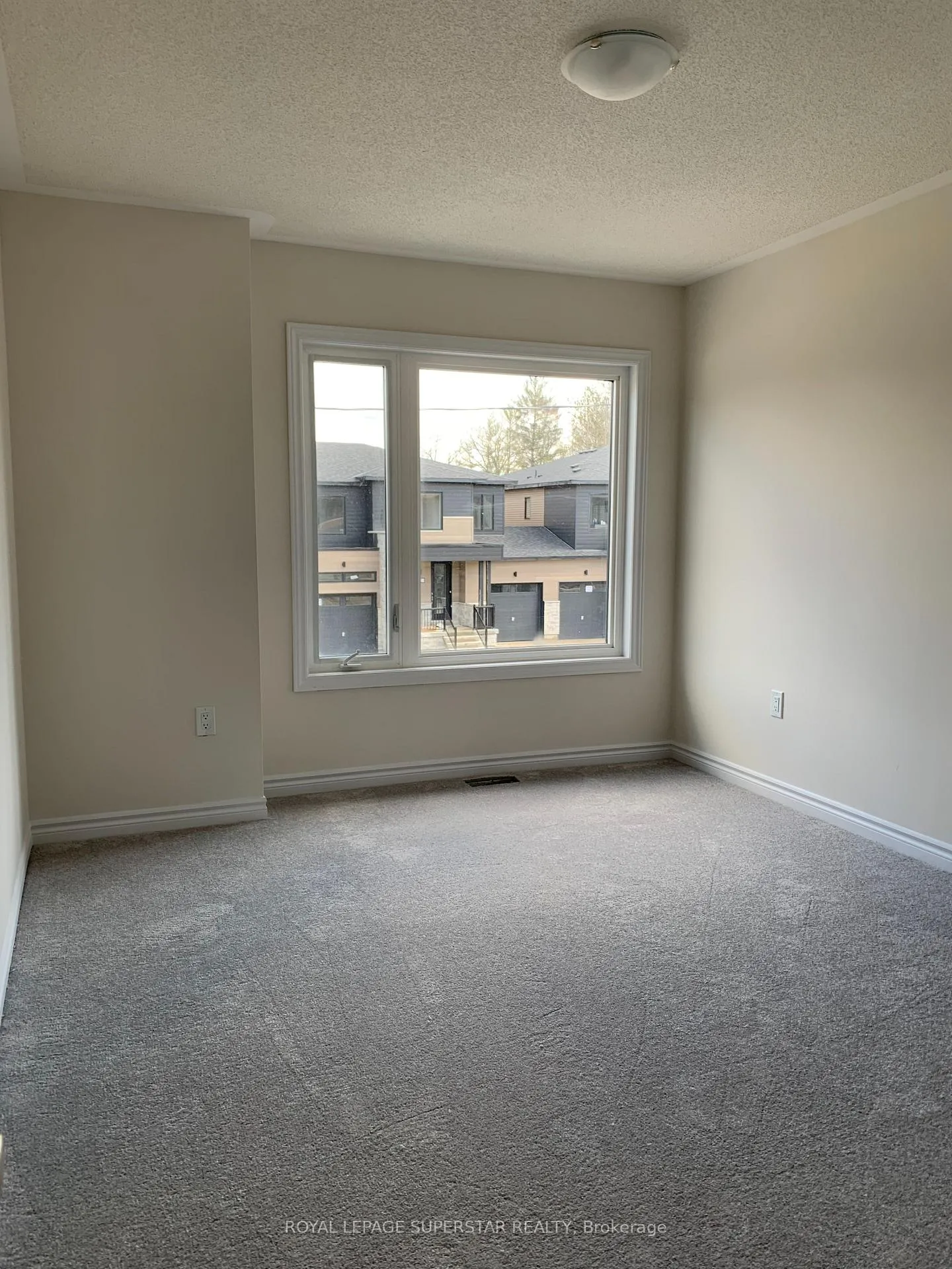Photo 24 of 49 Eberhardt Drive, Wasaga Beach — HOMEH