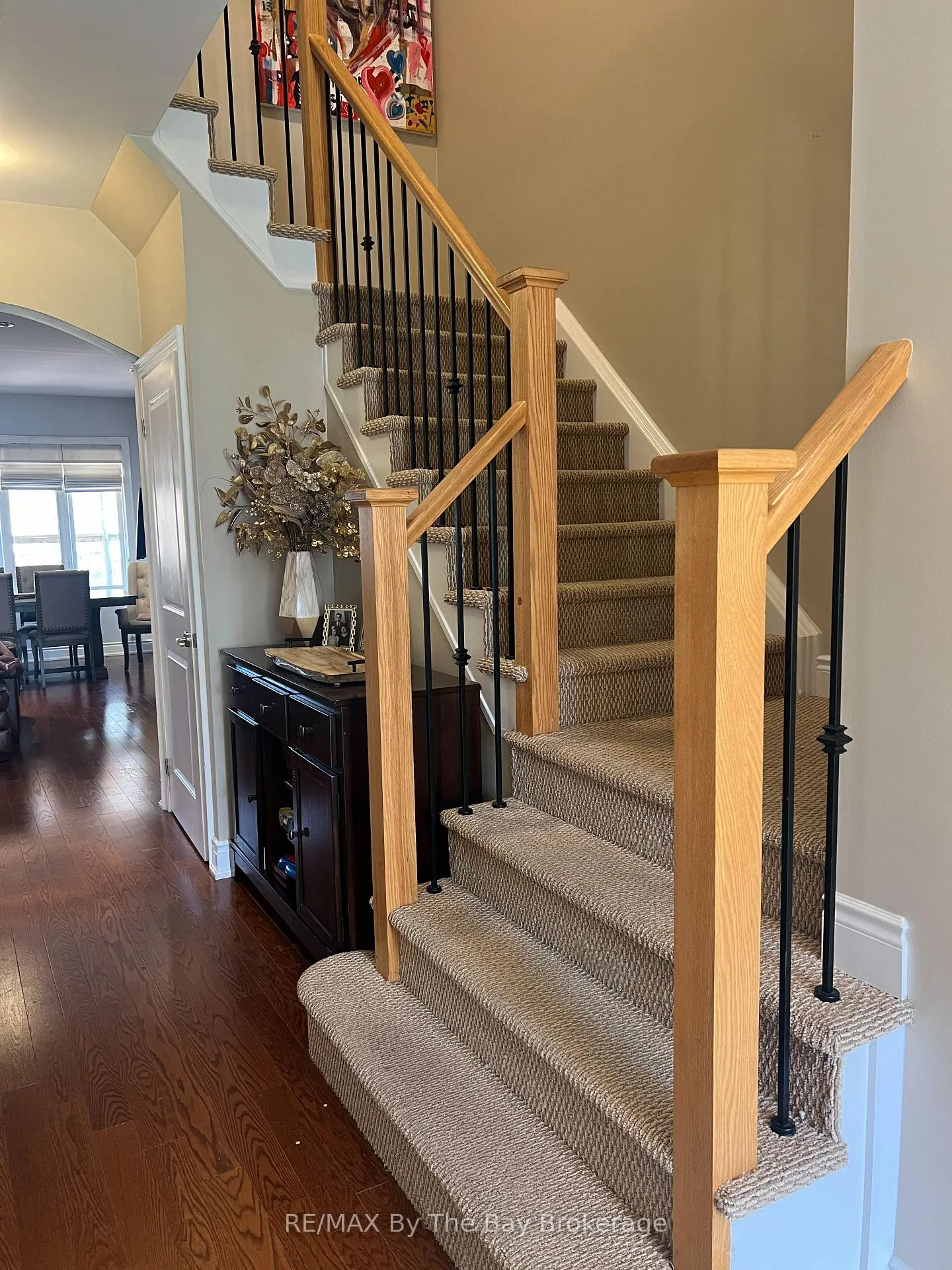 Photo 7 of 46 Sandy Coast Crescent, Wasaga Beach — HOMEH