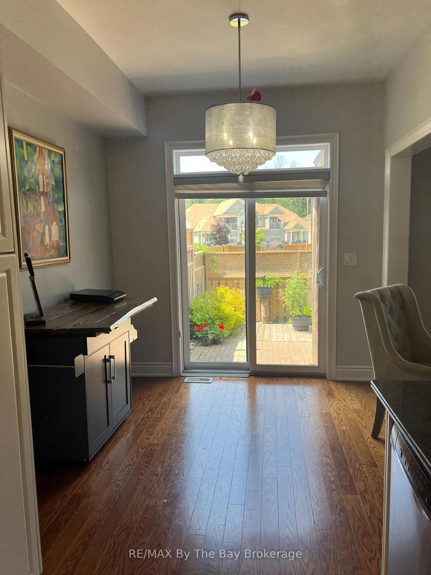 Photo 10 of 46 Sandy Coast Crescent, Wasaga Beach — HOMEH