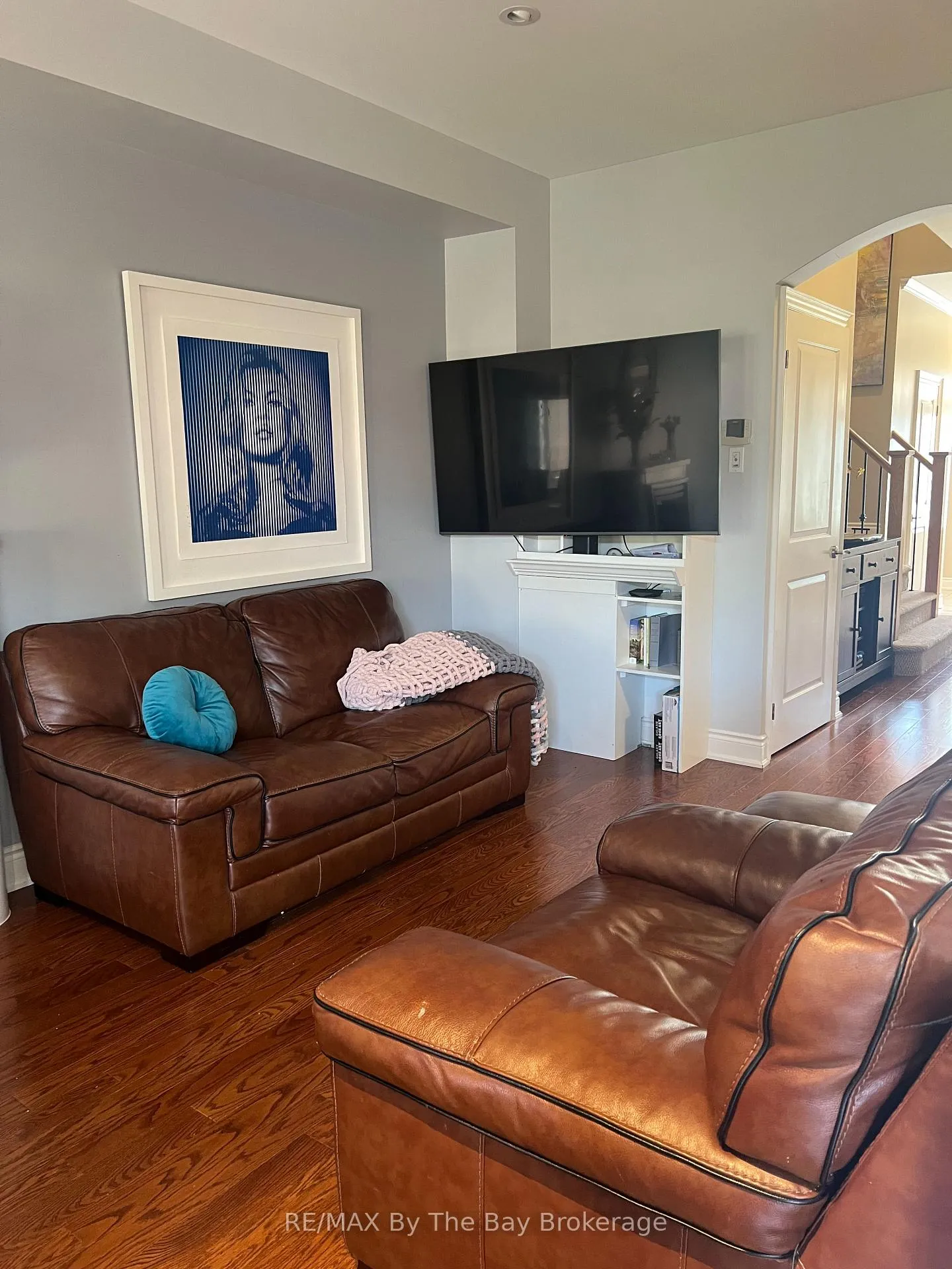 Photo 13 of 46 Sandy Coast Crescent, Wasaga Beach — HOMEH