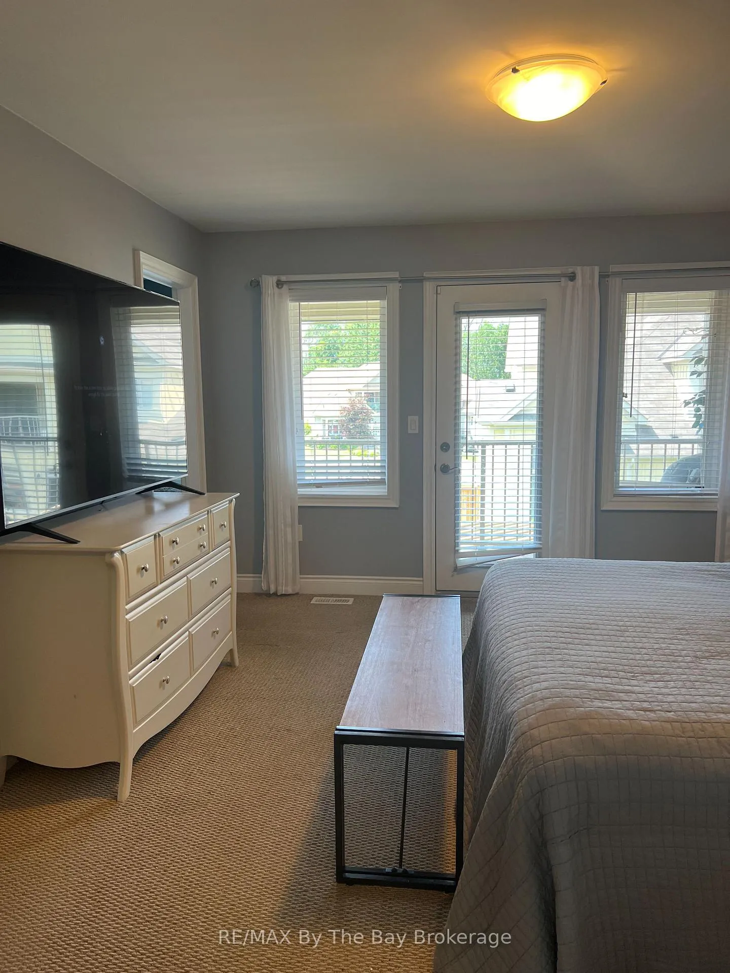 Photo 15 of 46 Sandy Coast Crescent, Wasaga Beach — HOMEH