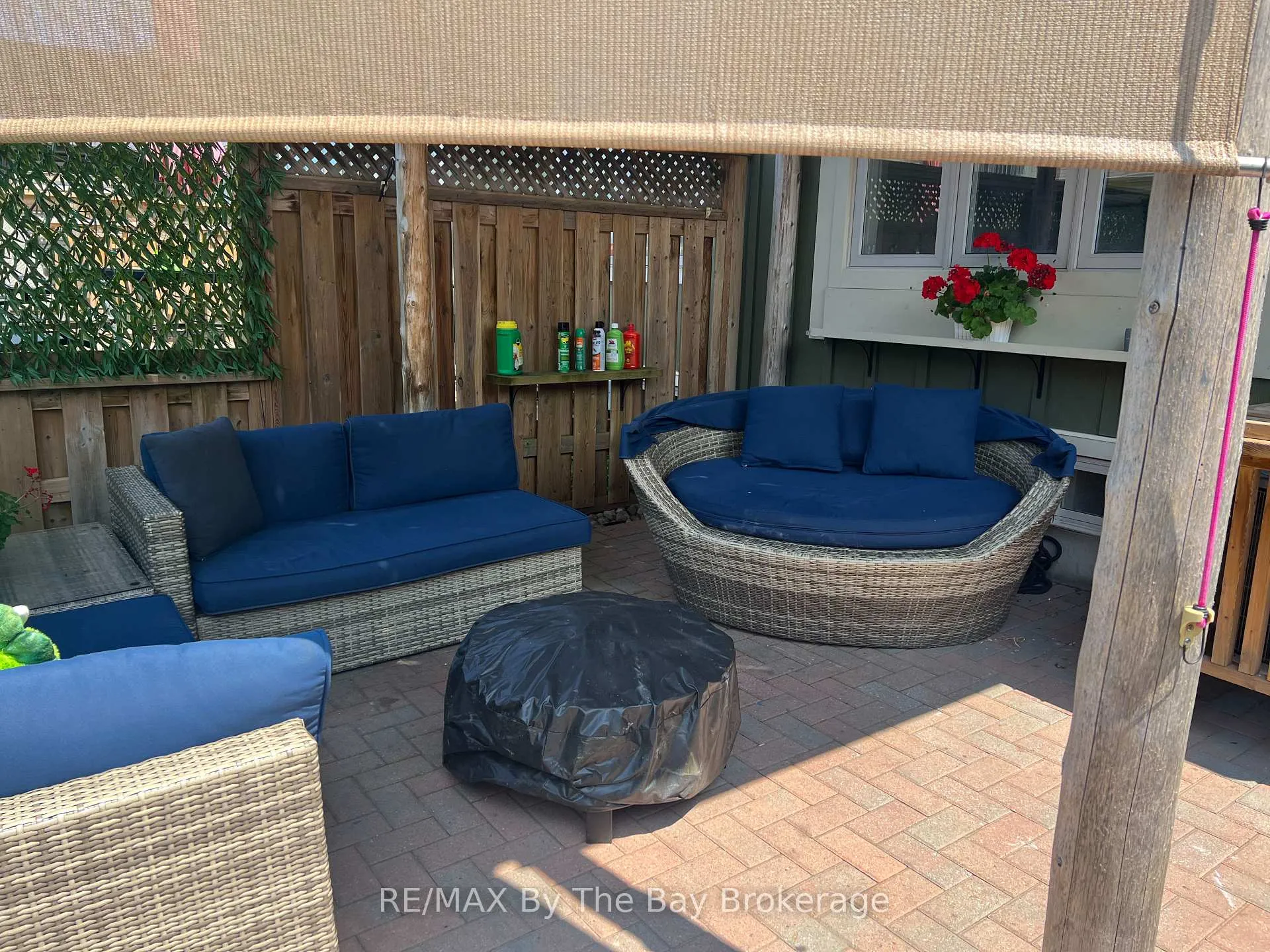 Photo 24 of 46 Sandy Coast Crescent, Wasaga Beach — HOMEH