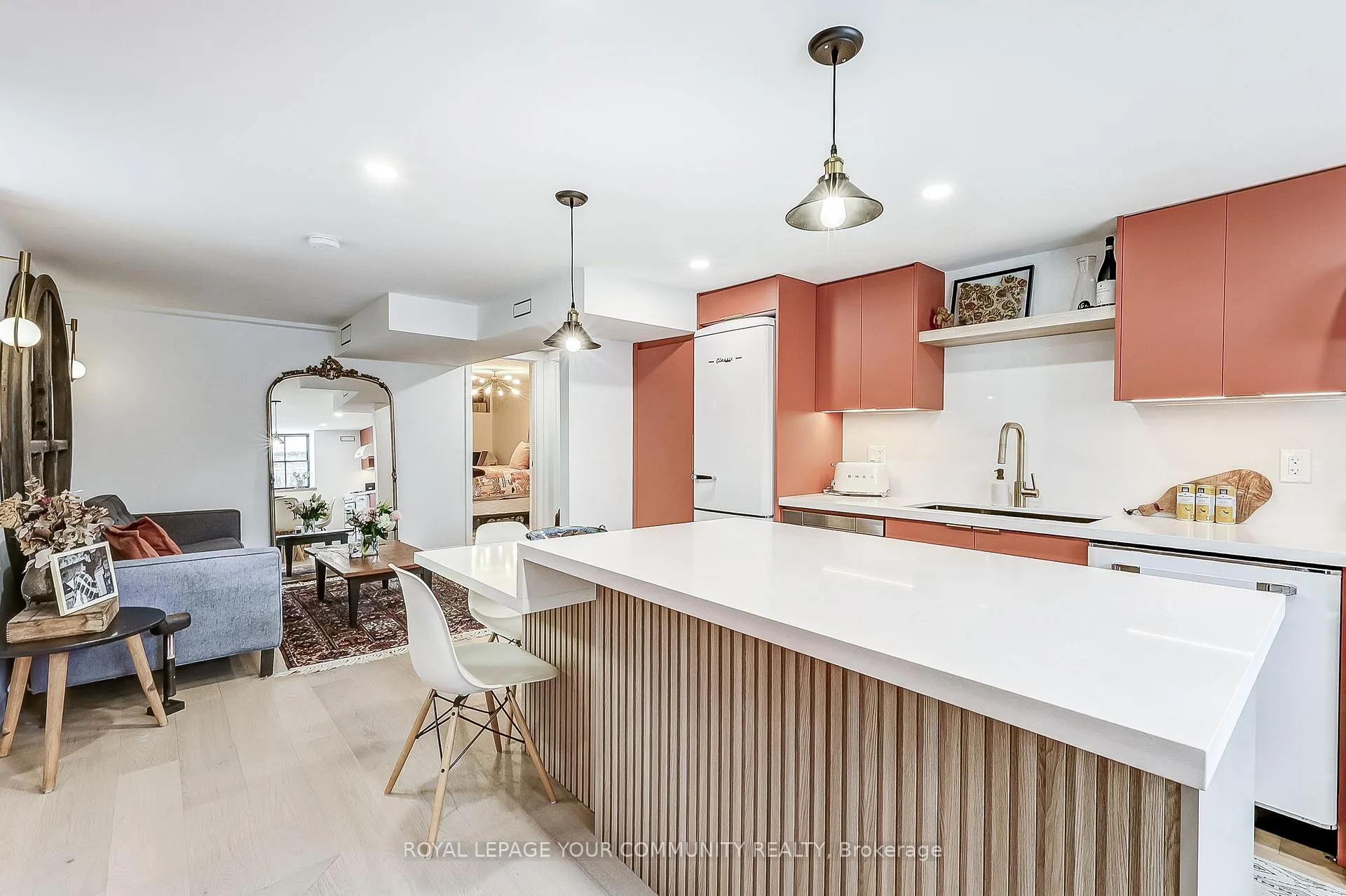 Photo 2 of Unit C, 183 Kenilworth Avenue, Toronto, The Beaches — HOMEH