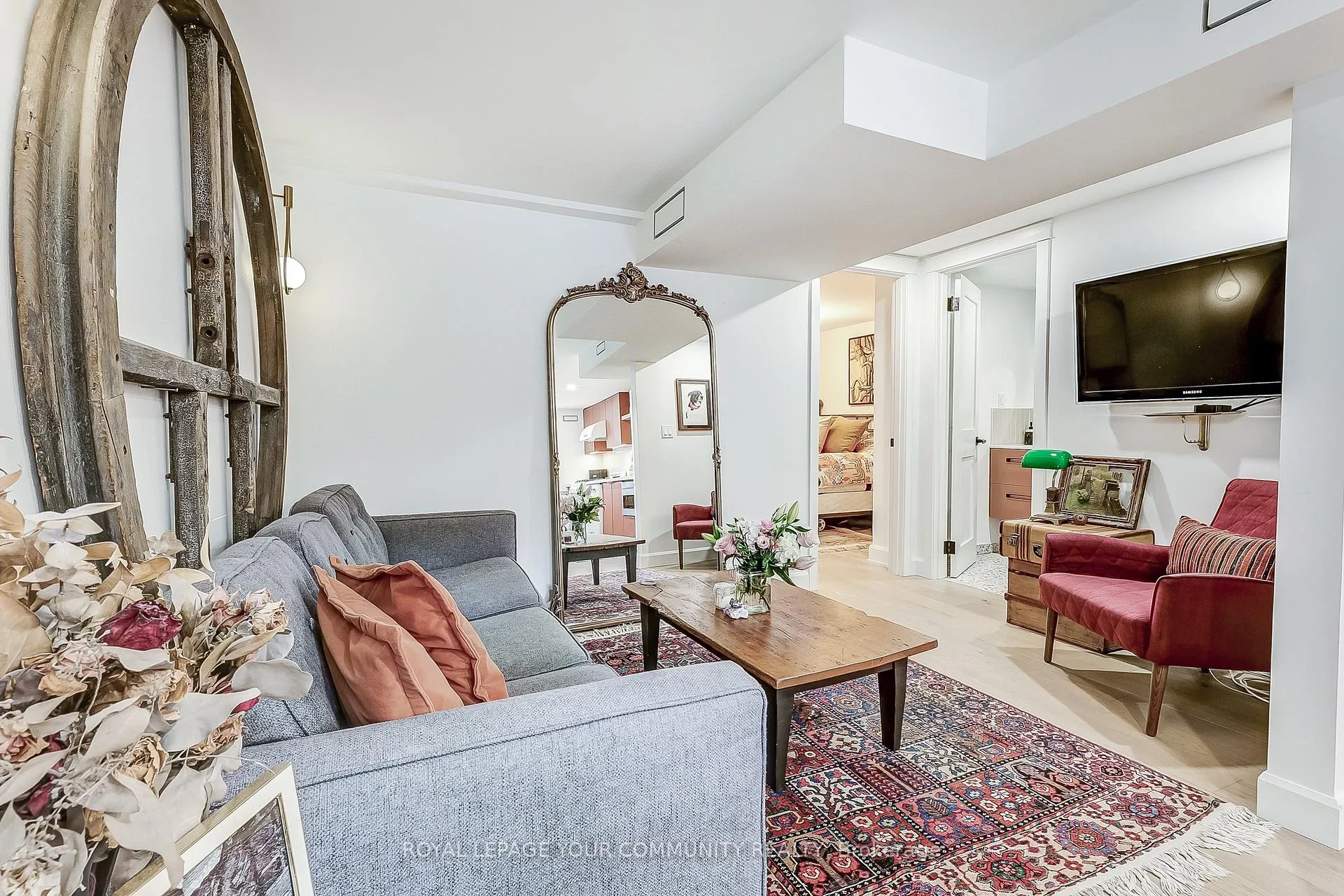 Photo 7 of Unit C, 183 Kenilworth Avenue, Toronto, The Beaches — HOMEH