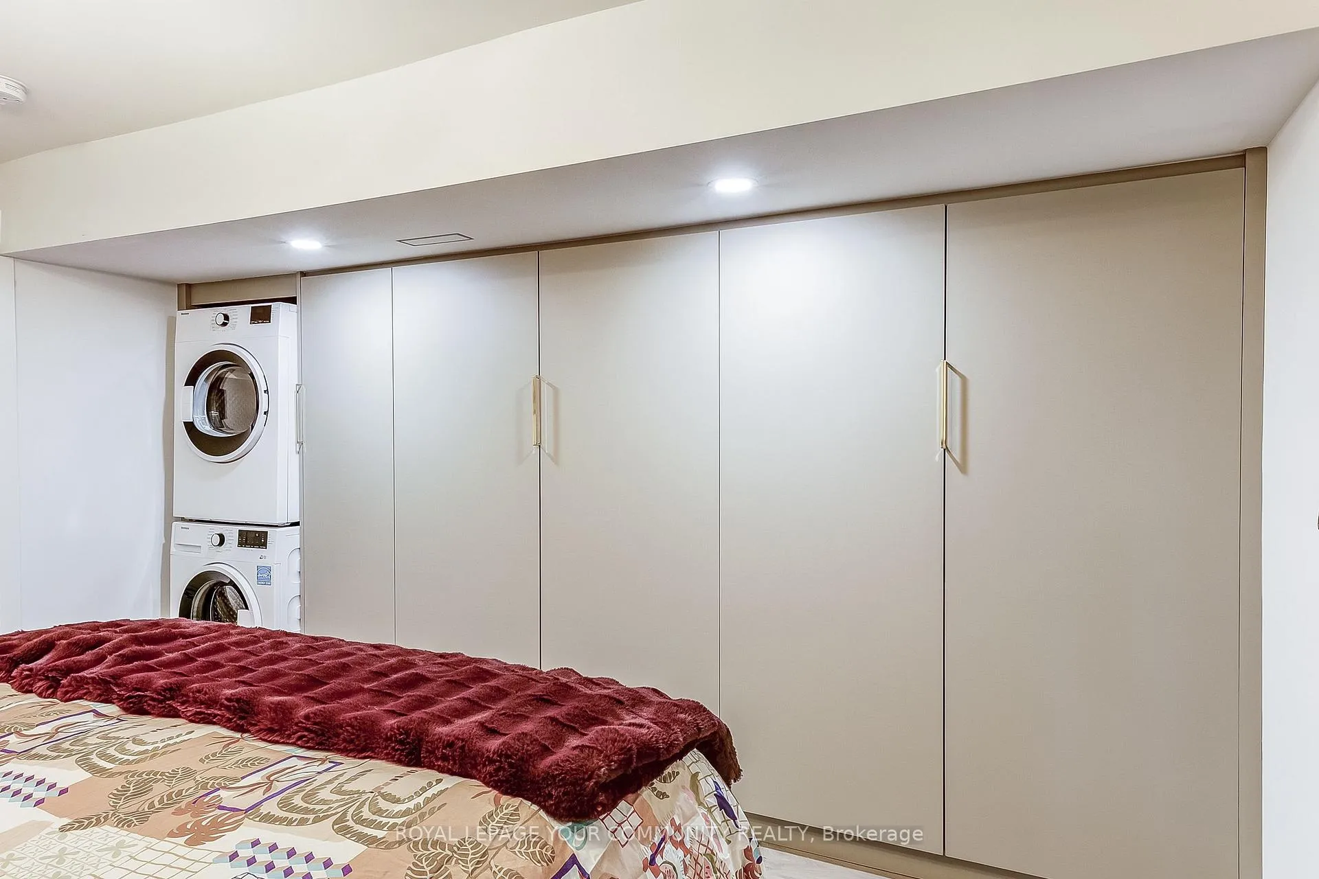 Photo 15 of Unit C, 183 Kenilworth Avenue, Toronto, The Beaches — HOMEH