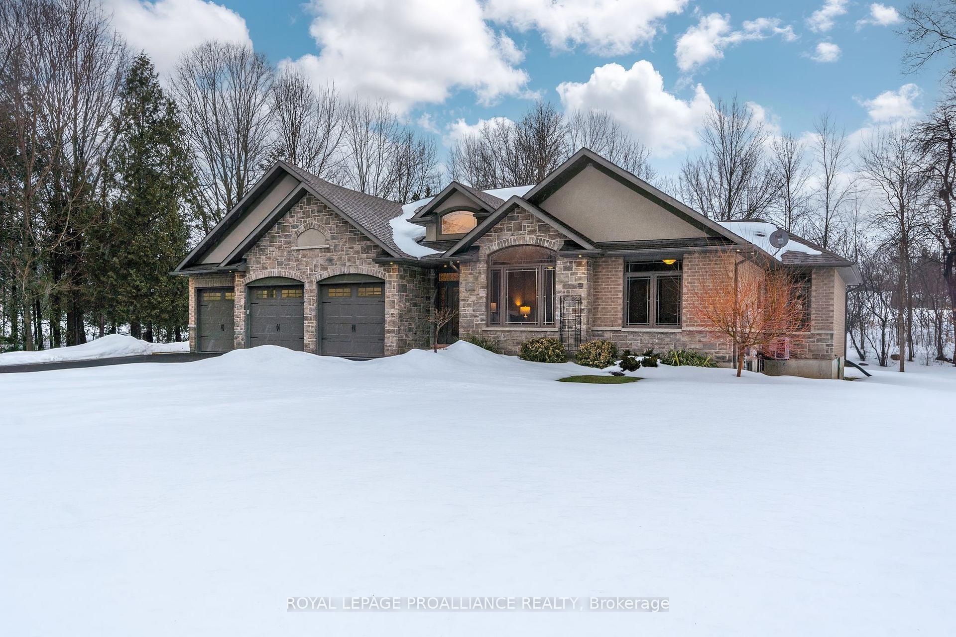 Photo 2 of 18 Windwhisper Drive, Belleville, Thurlow Ward — HOMEH