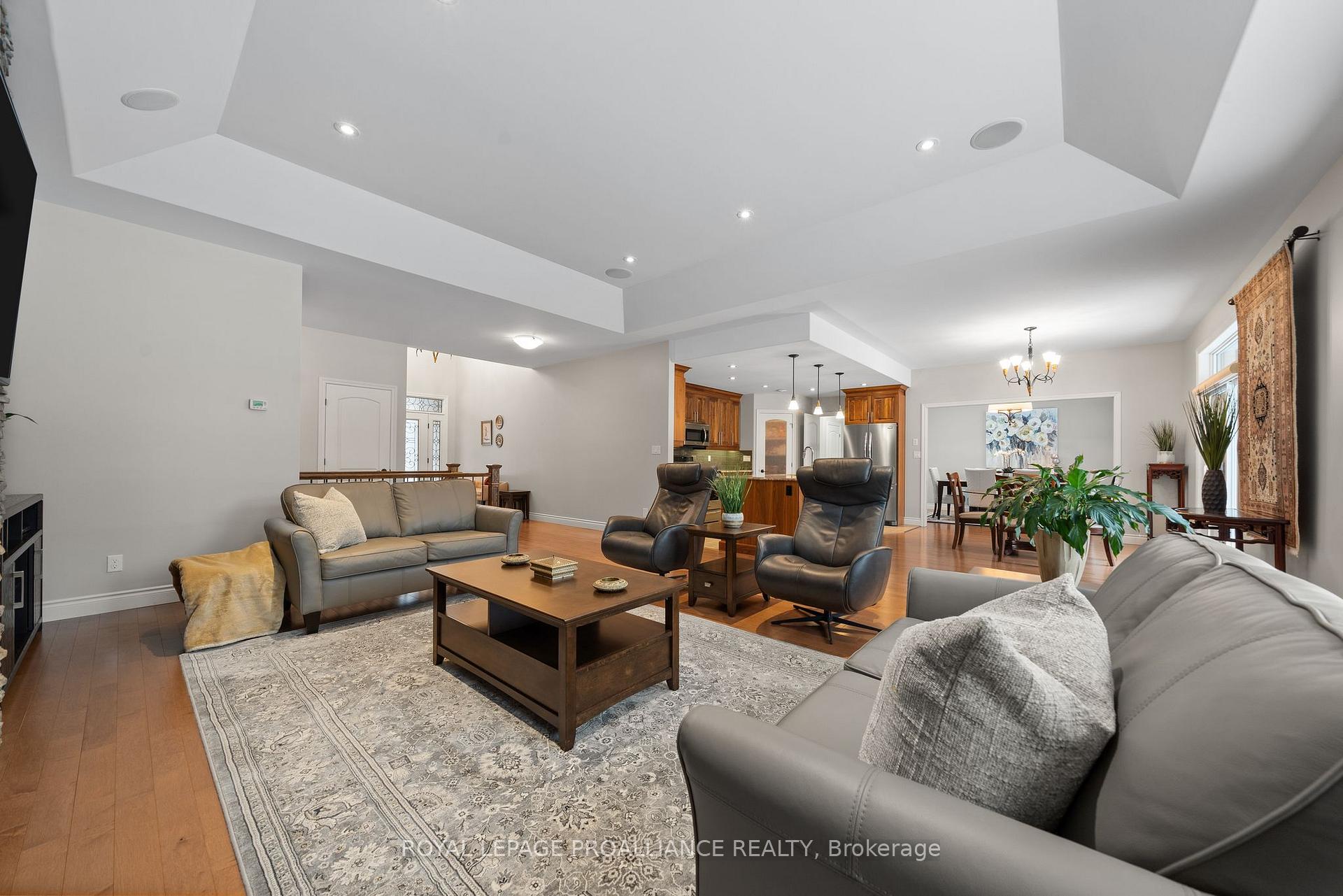Photo 9 of 18 Windwhisper Drive, Belleville, Thurlow Ward — HOMEH