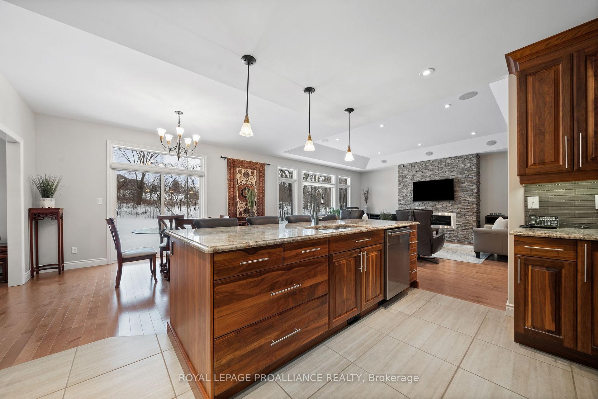 Photo 14 of 18 Windwhisper Drive, Belleville, Thurlow Ward — HOMEH
