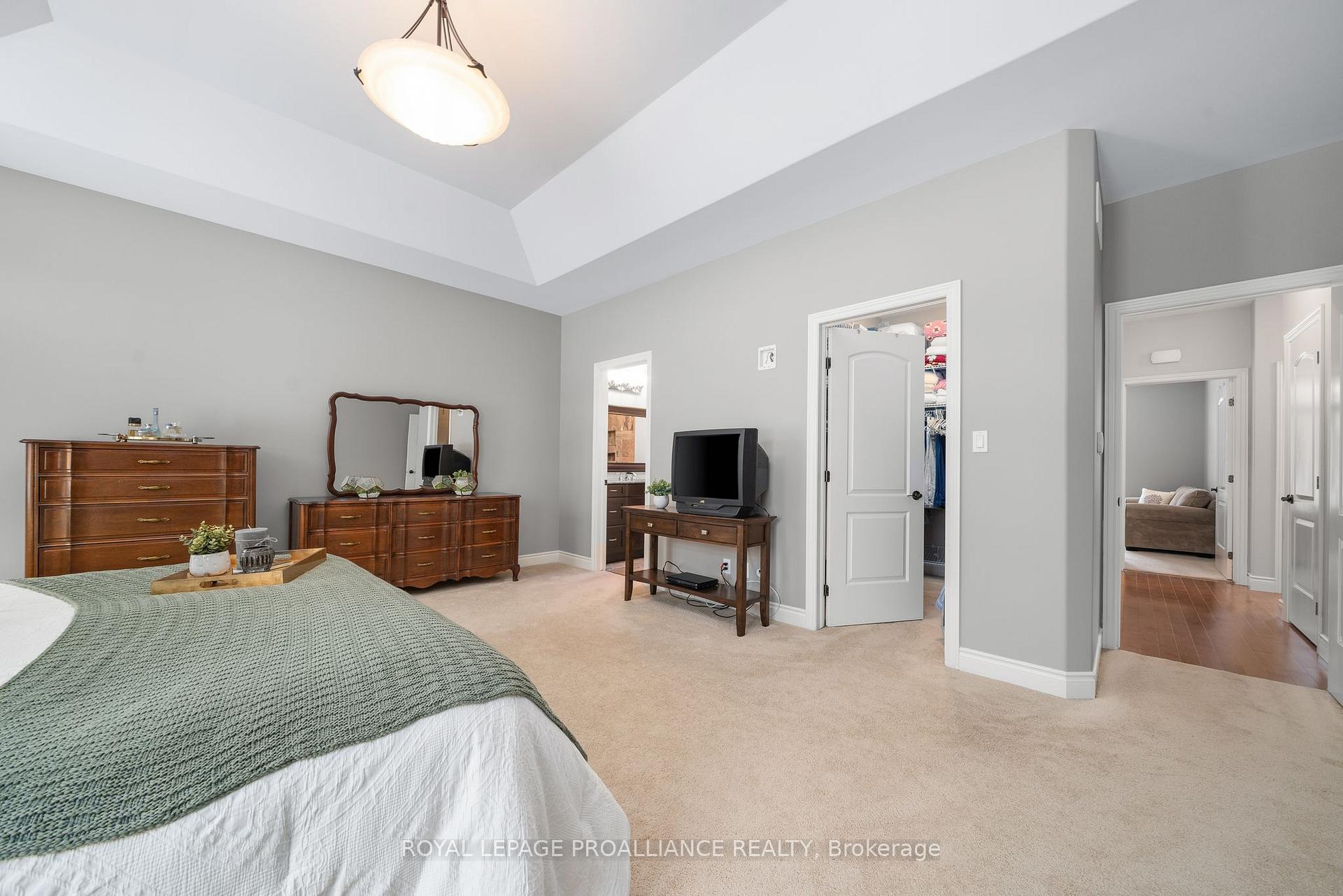 Photo 21 of 18 Windwhisper Drive, Belleville, Thurlow Ward — HOMEH