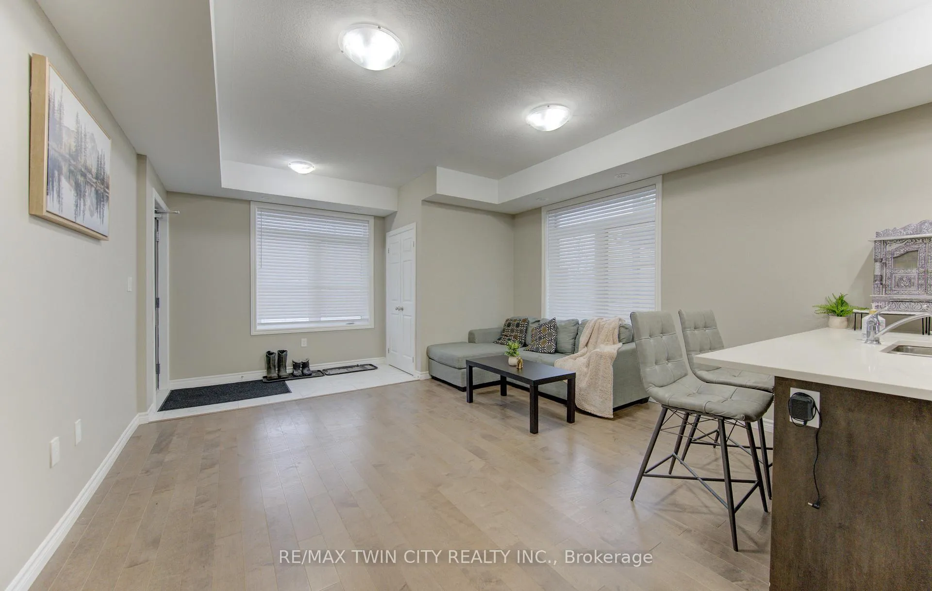 Photo 2 of 146 Wheat Lane, Kitchener — HOMEH