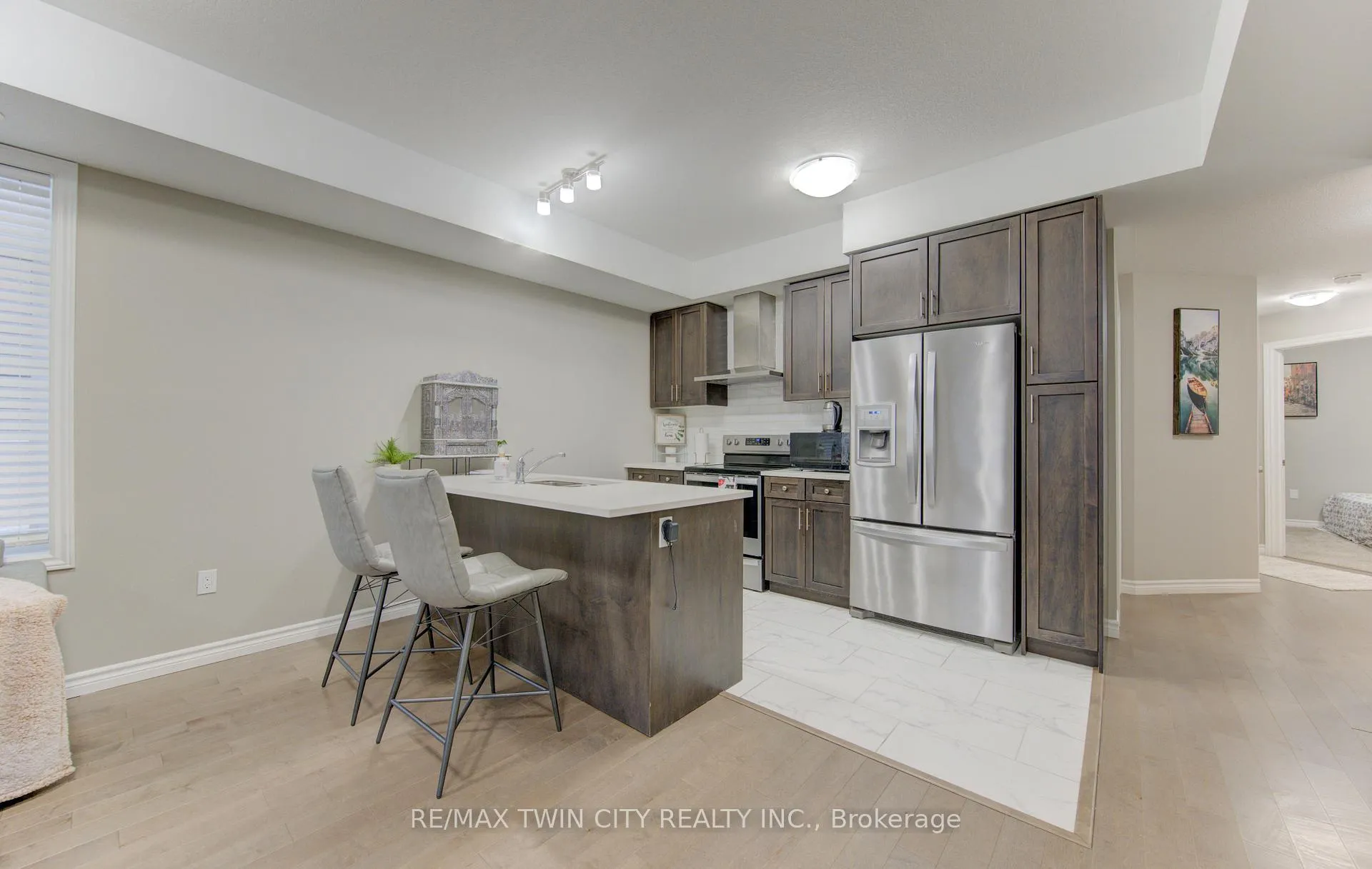 Photo 4 of 146 Wheat Lane, Kitchener — HOMEH