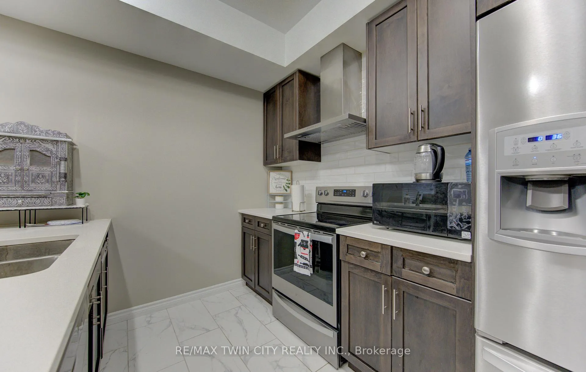 Photo 6 of 146 Wheat Lane, Kitchener — HOMEH