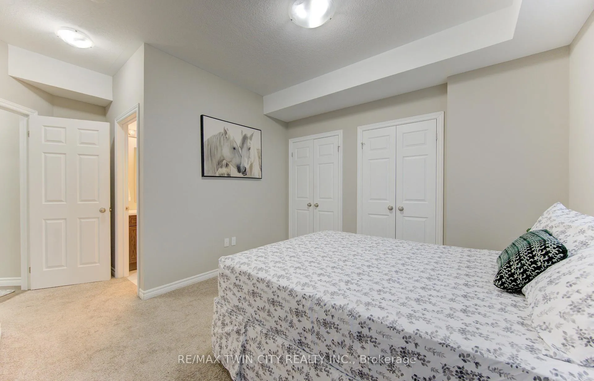Photo 9 of 146 Wheat Lane, Kitchener — HOMEH