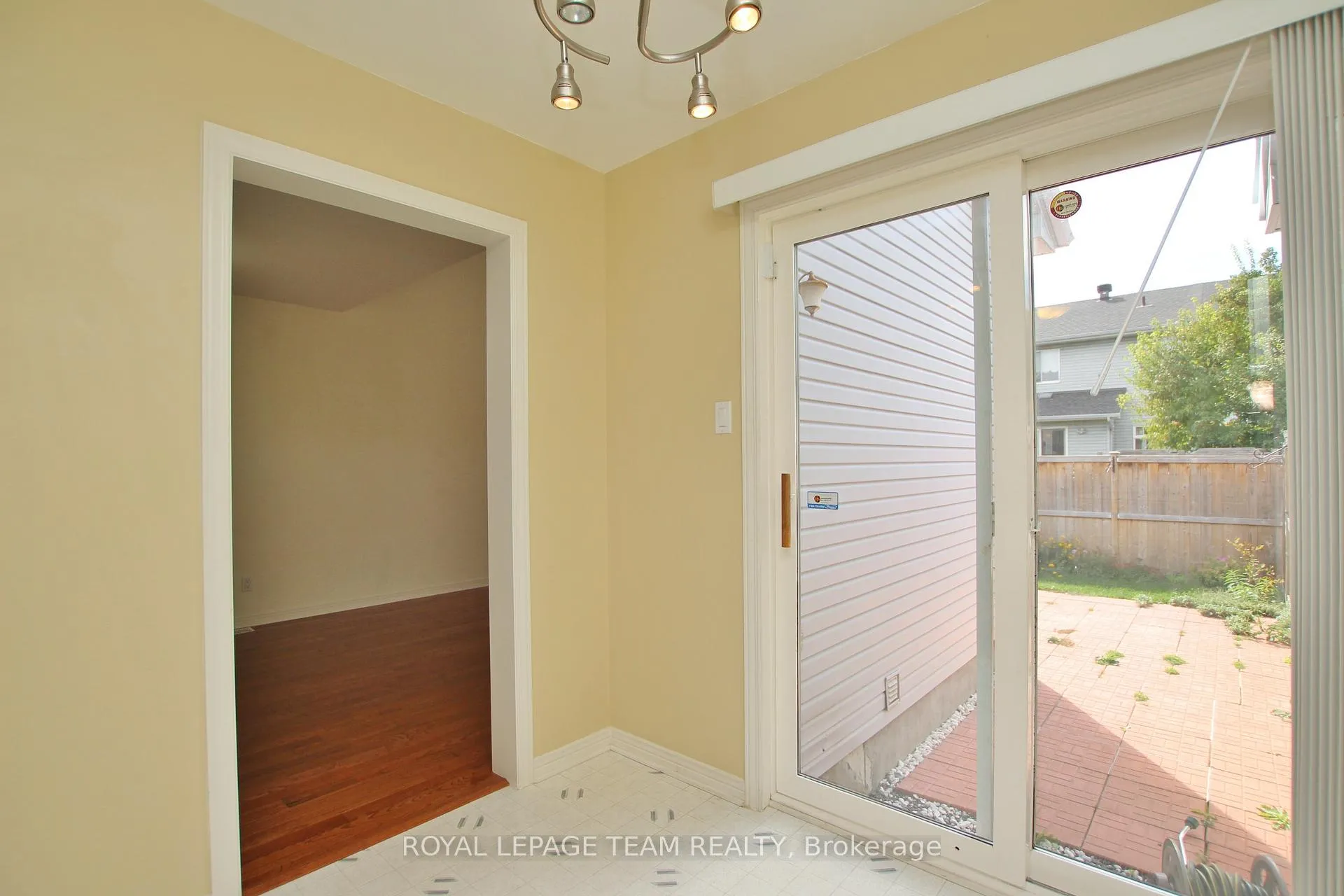 Photo 12 of 30 Bishops Mills Way, Ottawa, Kanata - Beaverbrook — HOMEH