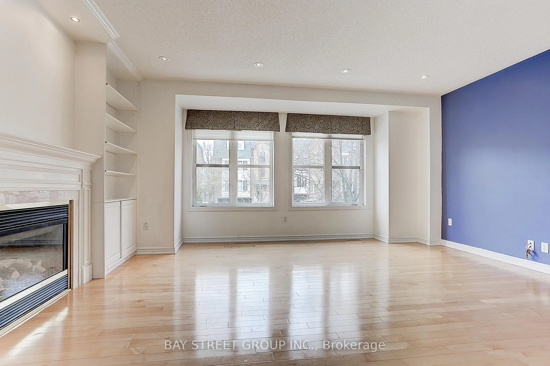 Photo 11 of 11 Michael Way, Markham, Buttonville — HOMEH