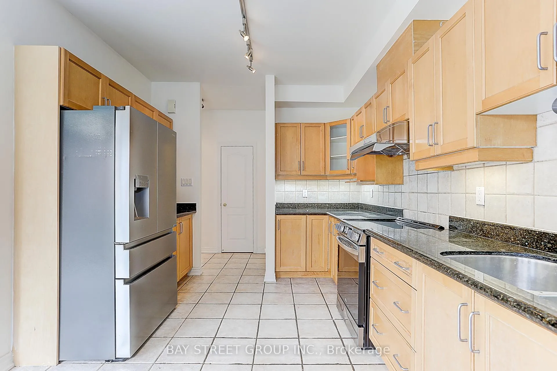Photo 19 of 11 Michael Way, Markham, Buttonville — HOMEH