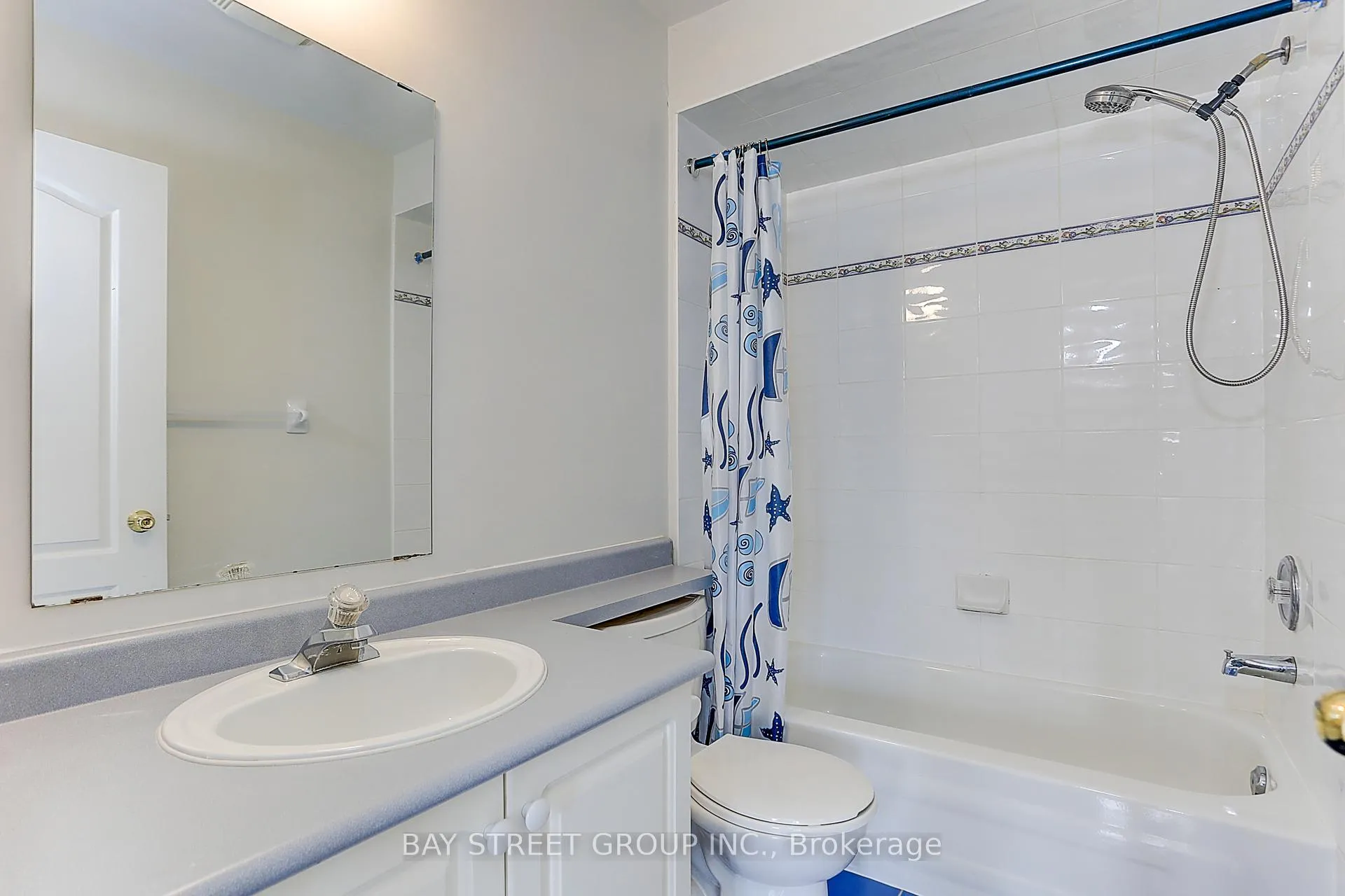 Photo 32 of 11 Michael Way, Markham, Buttonville — HOMEH