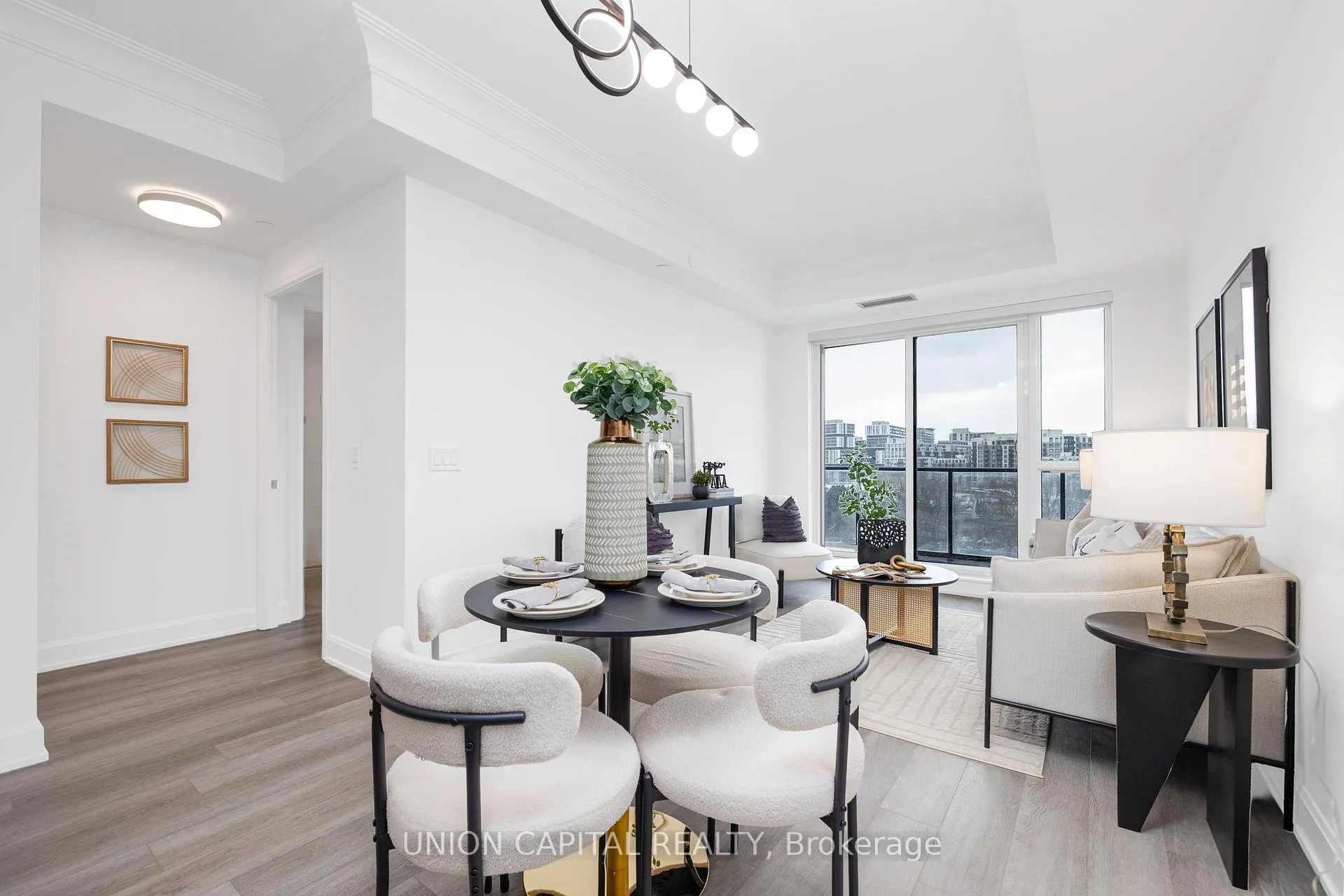 Photo 10 of Unit 701, 8 Water Walk Drive, Markham, Unionville — HOMEH
