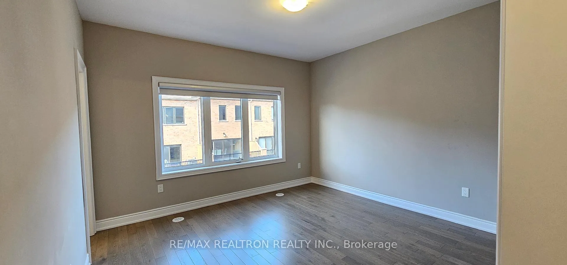 Photo 28 of 12 Isabella Peach Drive, Markham, Victoria Square — HOMEH