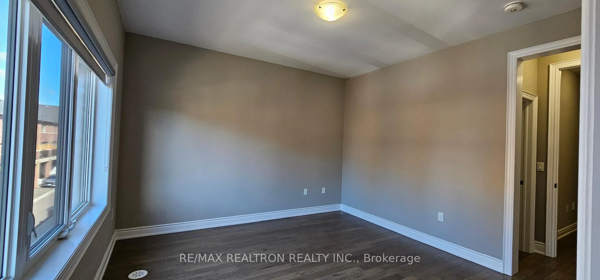 Photo 33 of 12 Isabella Peach Drive, Markham, Victoria Square — HOMEH