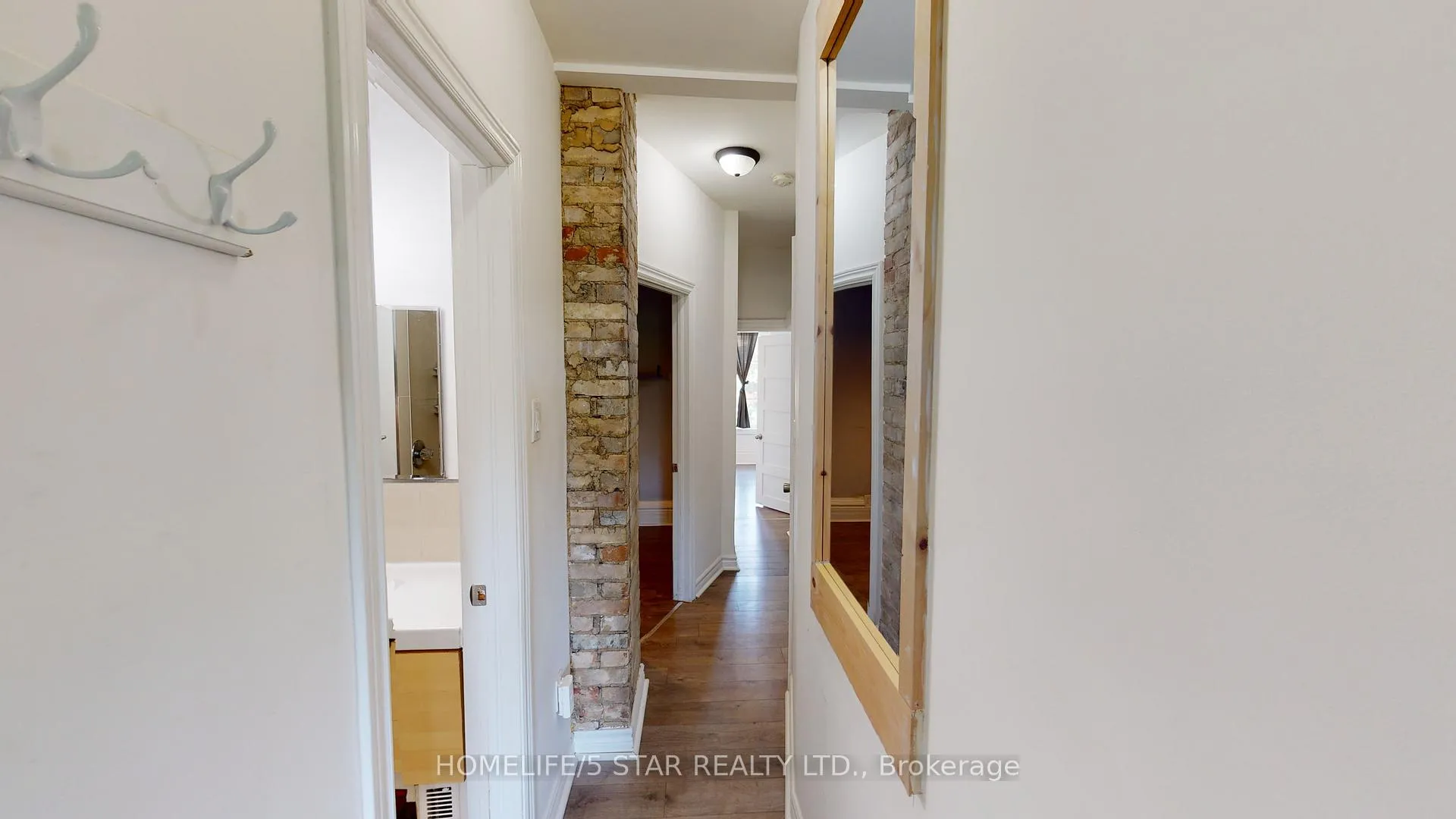 Photo 8 of Unit 2, 171 Harbord Street, Toronto, University — HOMEH