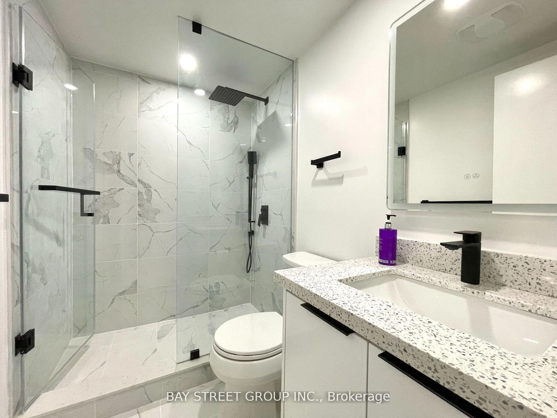 Photo 6 of Unit 1, 119 Claymore Crescent, Oshawa, Eastdale — HOMEH