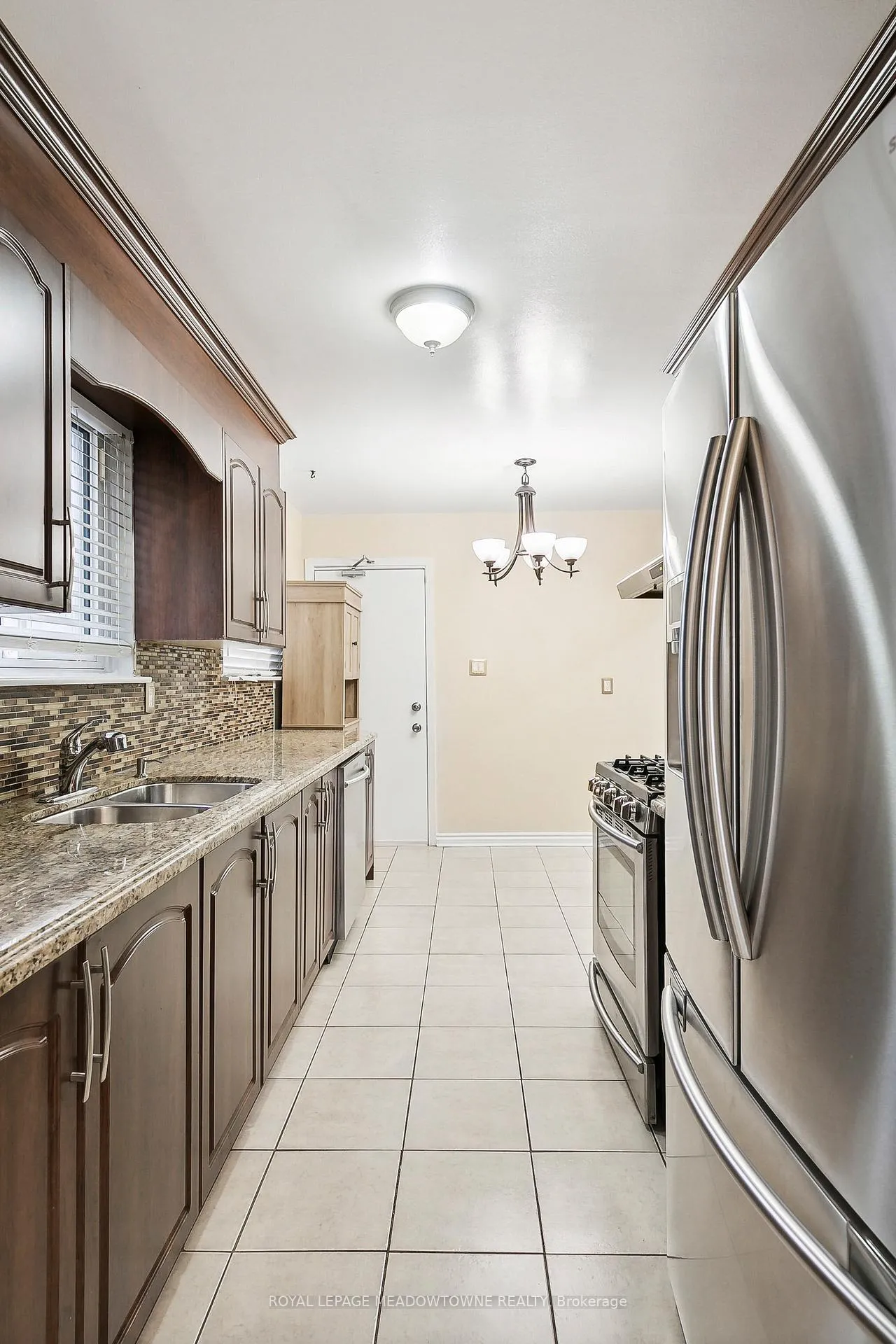 Photo 17 of Unit Upper, 11 Juniper Crescent, Brampton, Northgate — HOMEH