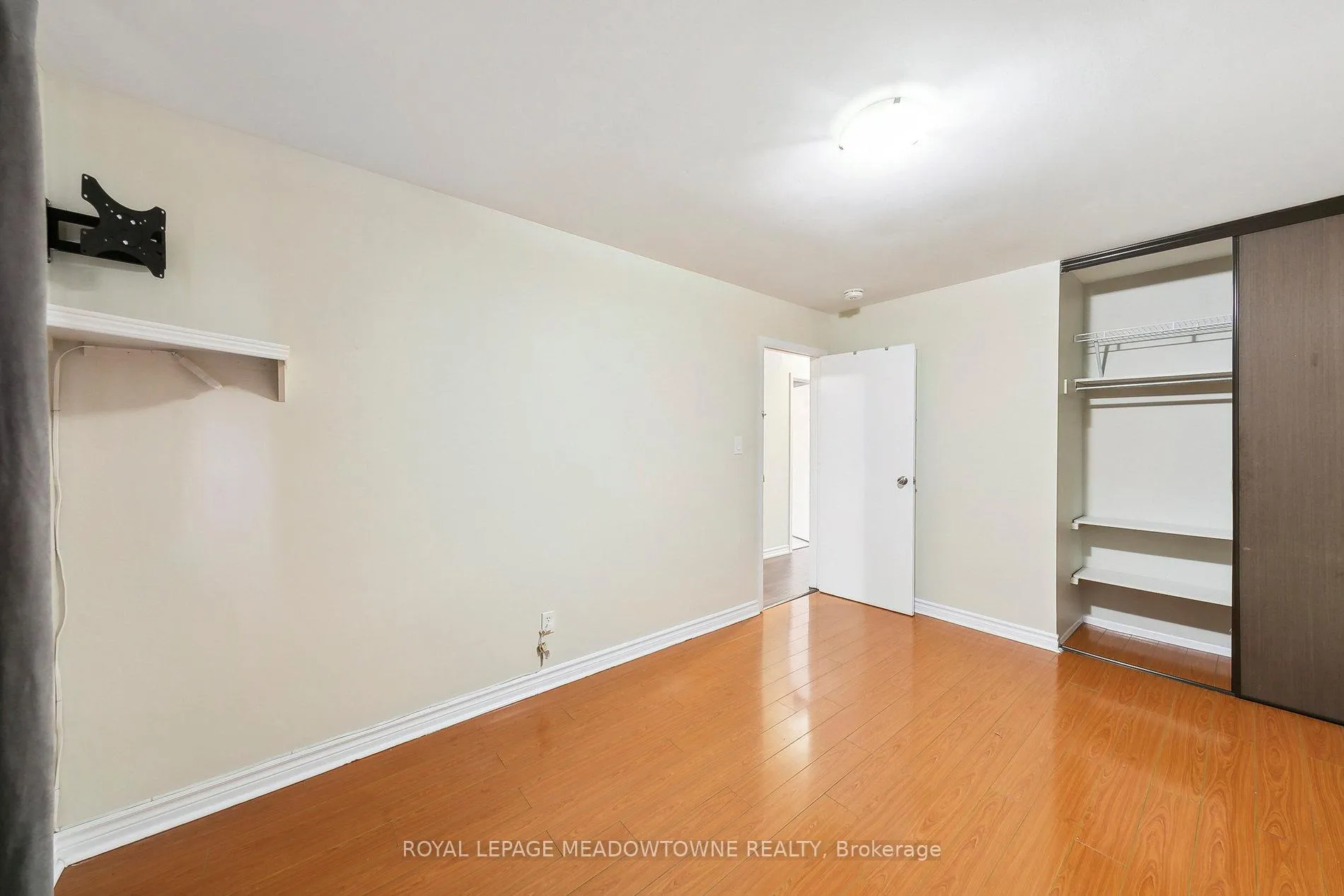 Photo 24 of Unit Upper, 11 Juniper Crescent, Brampton, Northgate — HOMEH