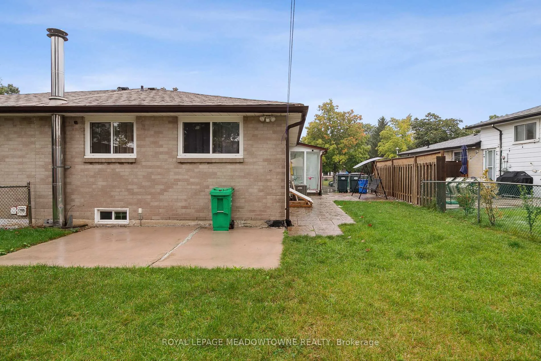 Photo 32 of Unit Upper, 11 Juniper Crescent, Brampton, Northgate — HOMEH