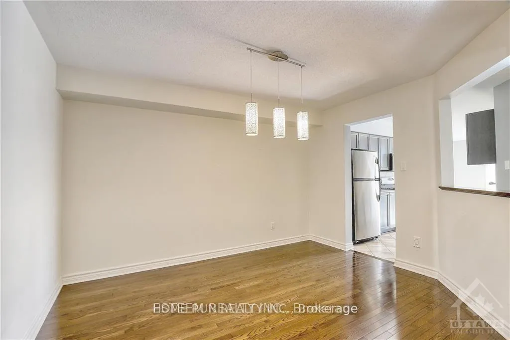 Photo 6 of 311 Riversedge Crescent, Ottawa, Riverside South/Gloucester Glen — HOMEH