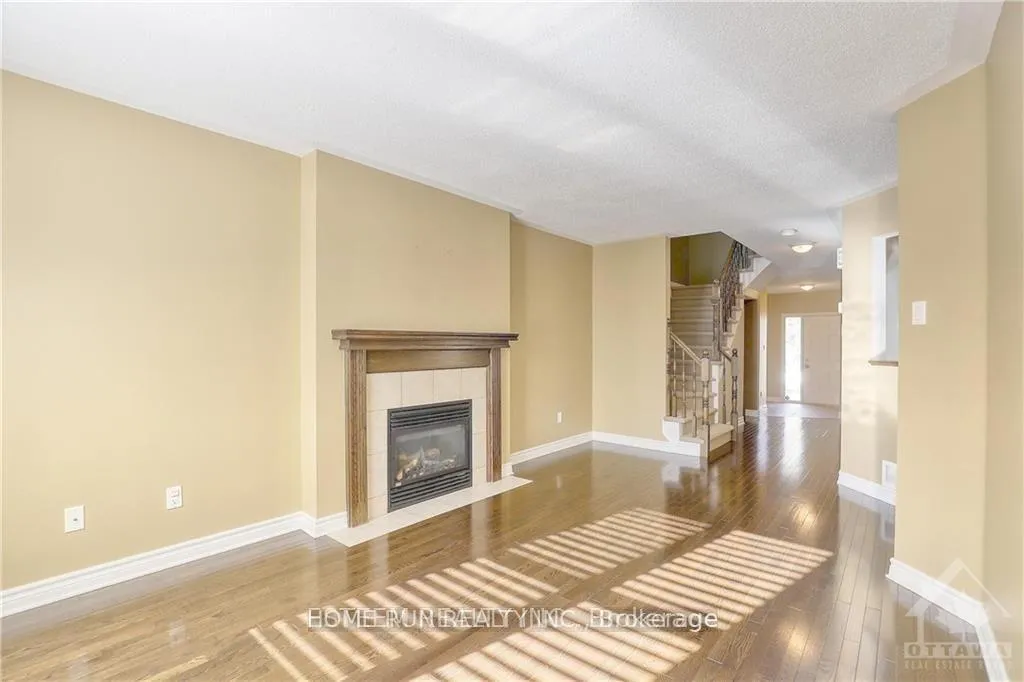 Photo 10 of 311 Riversedge Crescent, Ottawa, Riverside South/Gloucester Glen — HOMEH