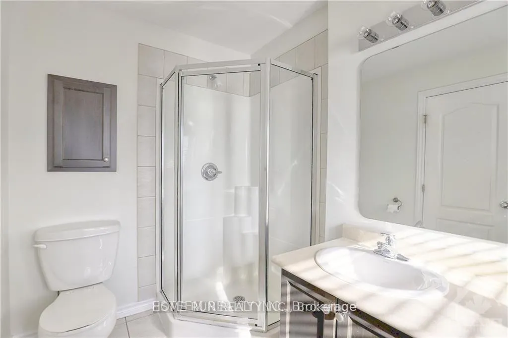 Photo 19 of 311 Riversedge Crescent, Ottawa, Riverside South/Gloucester Glen — HOMEH