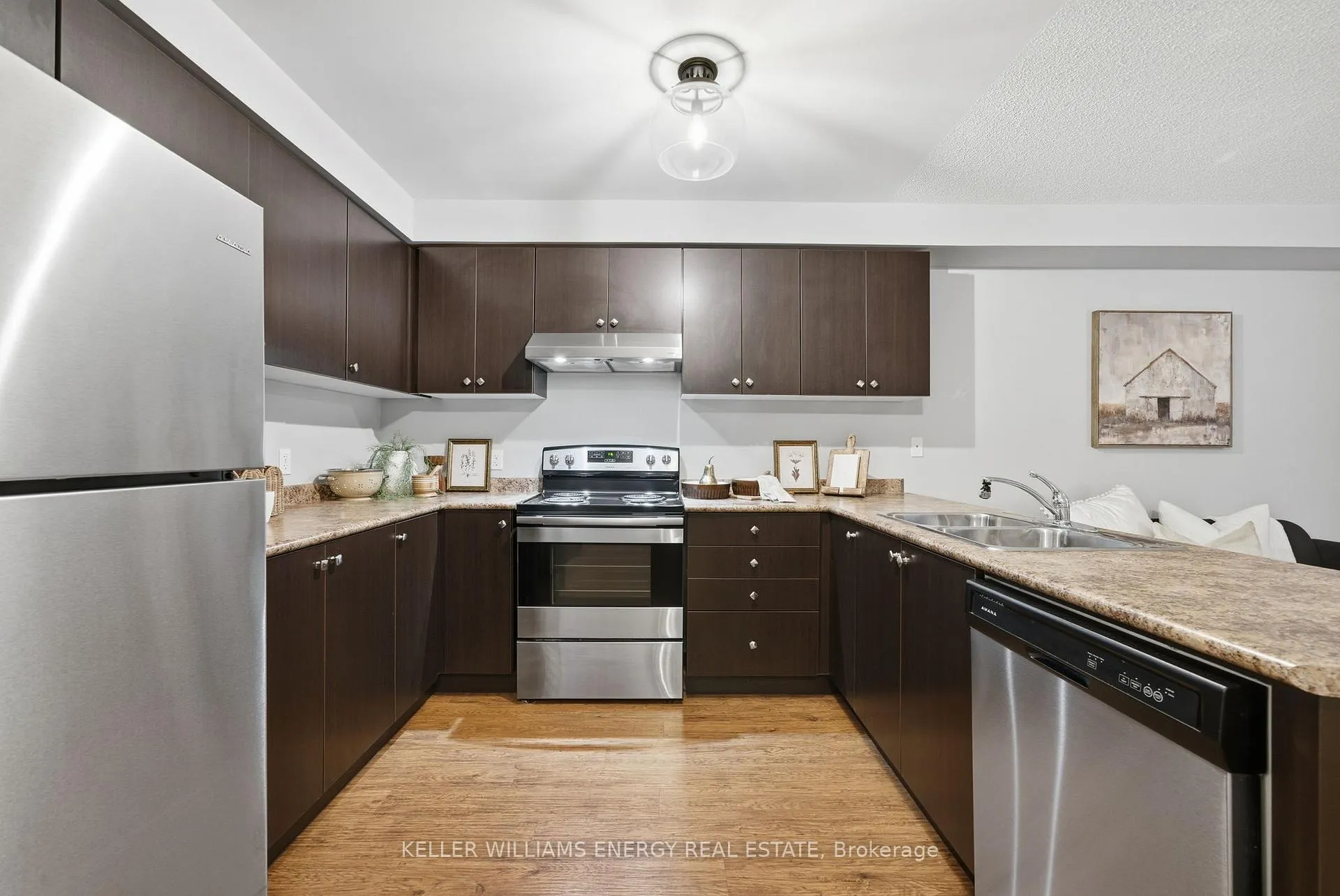 Photo 4 of Unit 1, 1280 Harmony Road N, Oshawa, Pinecrest — HOMEH
