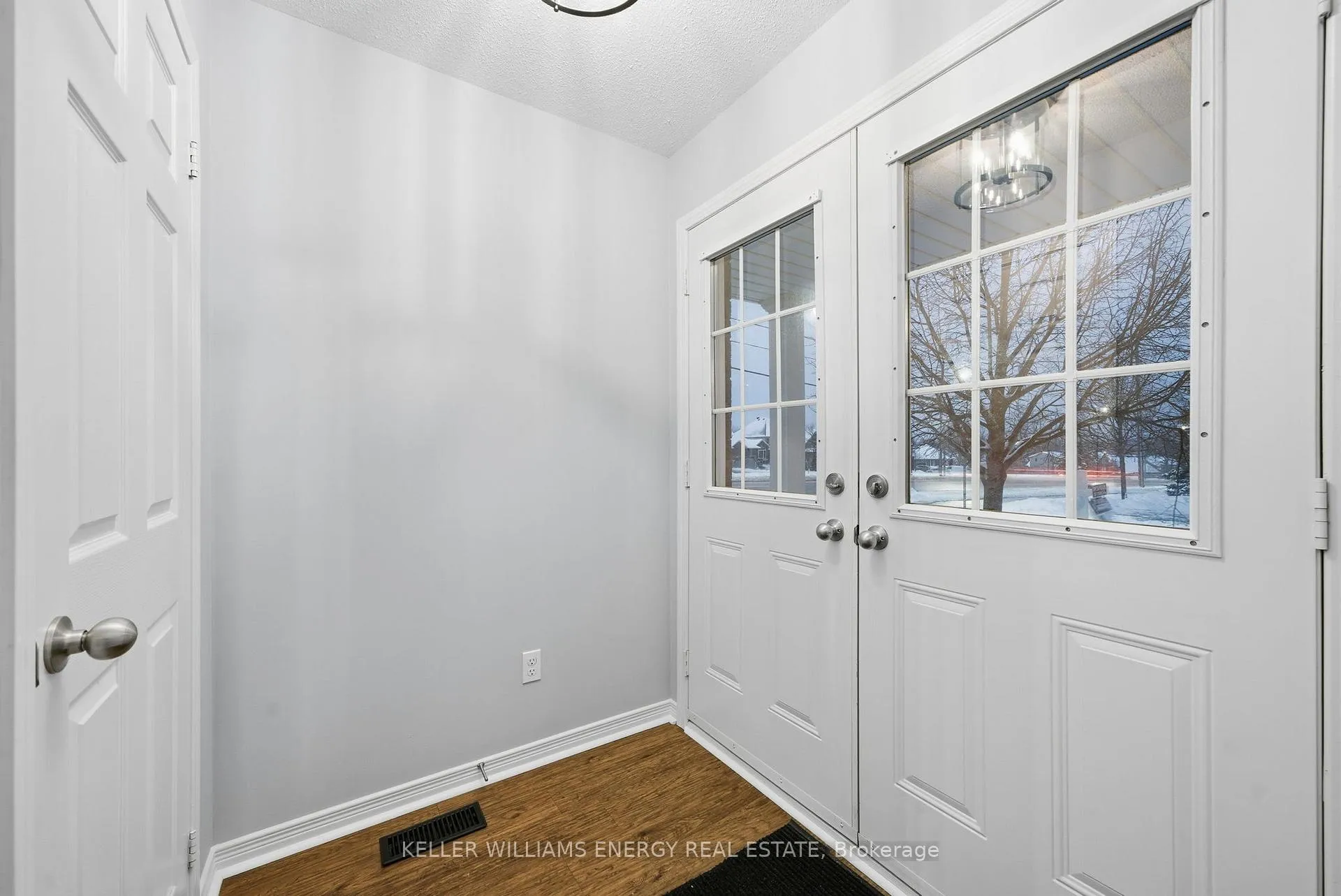 Photo 18 of Unit 1, 1280 Harmony Road N, Oshawa, Pinecrest — HOMEH