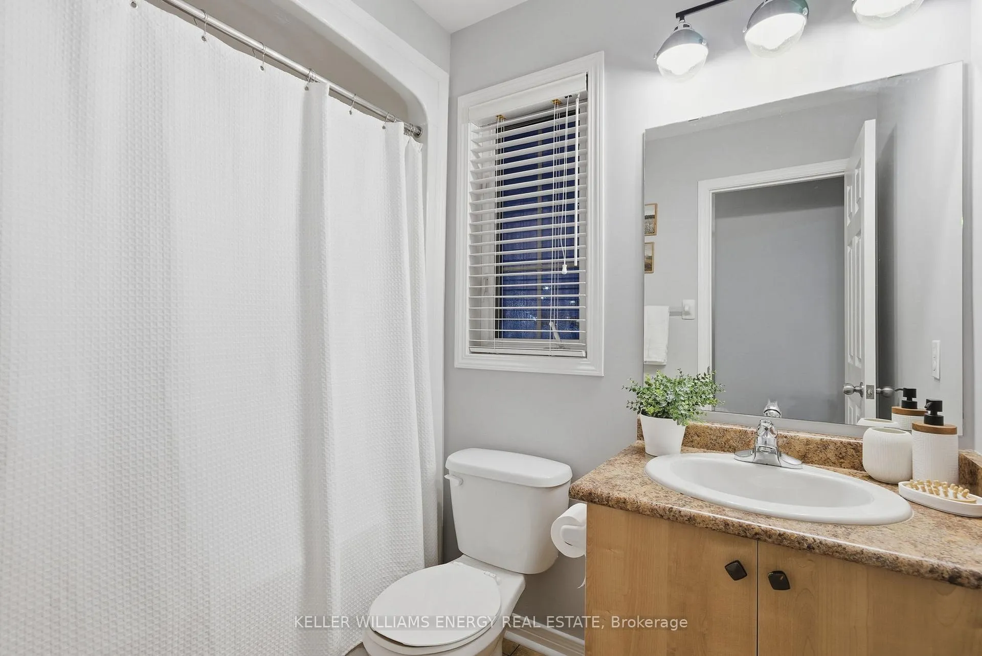 Photo 23 of Unit 1, 1280 Harmony Road N, Oshawa, Pinecrest — HOMEH